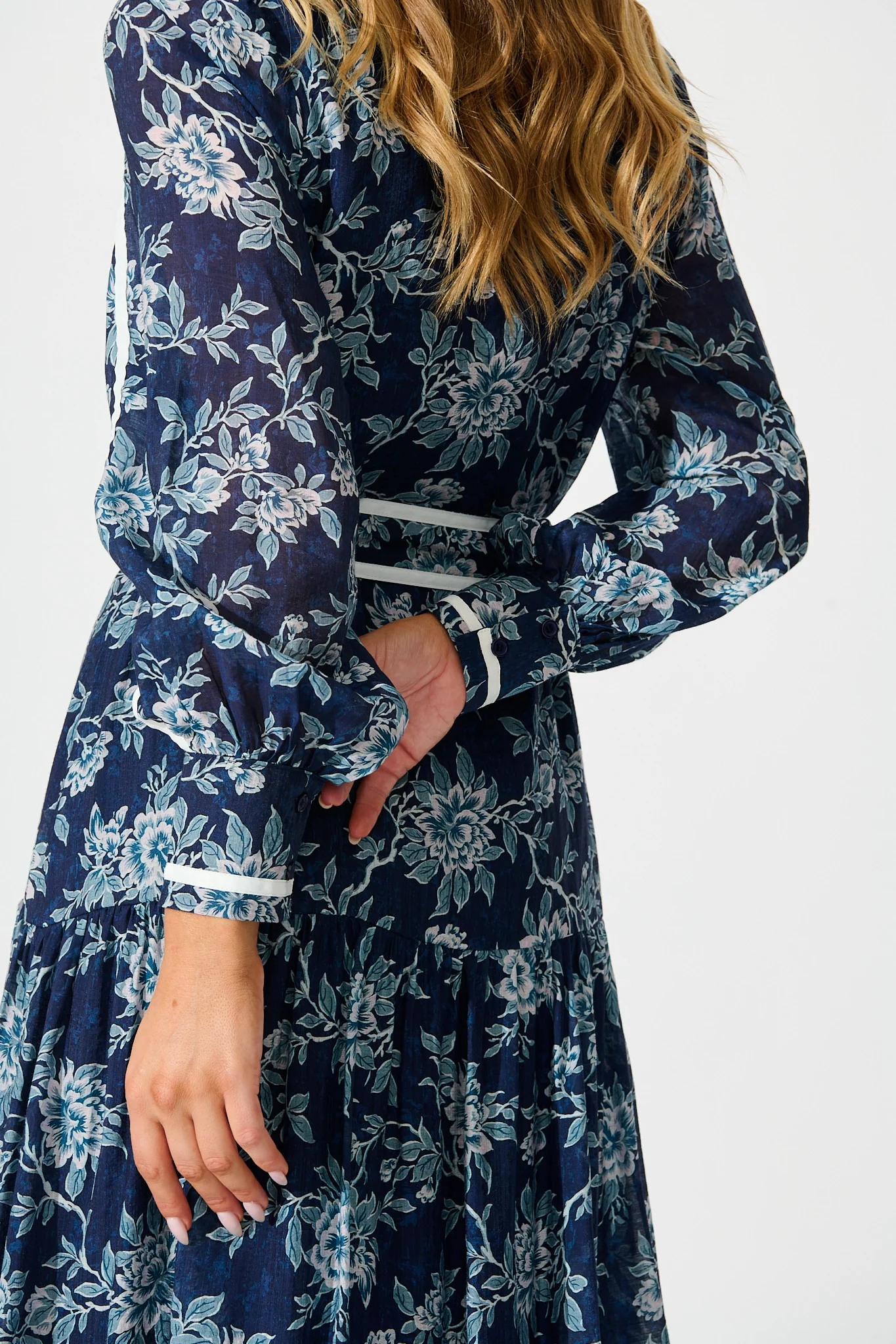 Mayella Maxi Shirt Dress in Navy Floral with Contrast Trim - Image 5