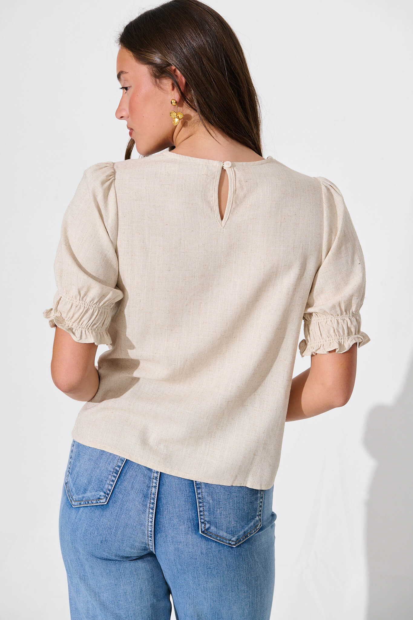 Melanie Top In Oatmeal Linen Blend - Image 3