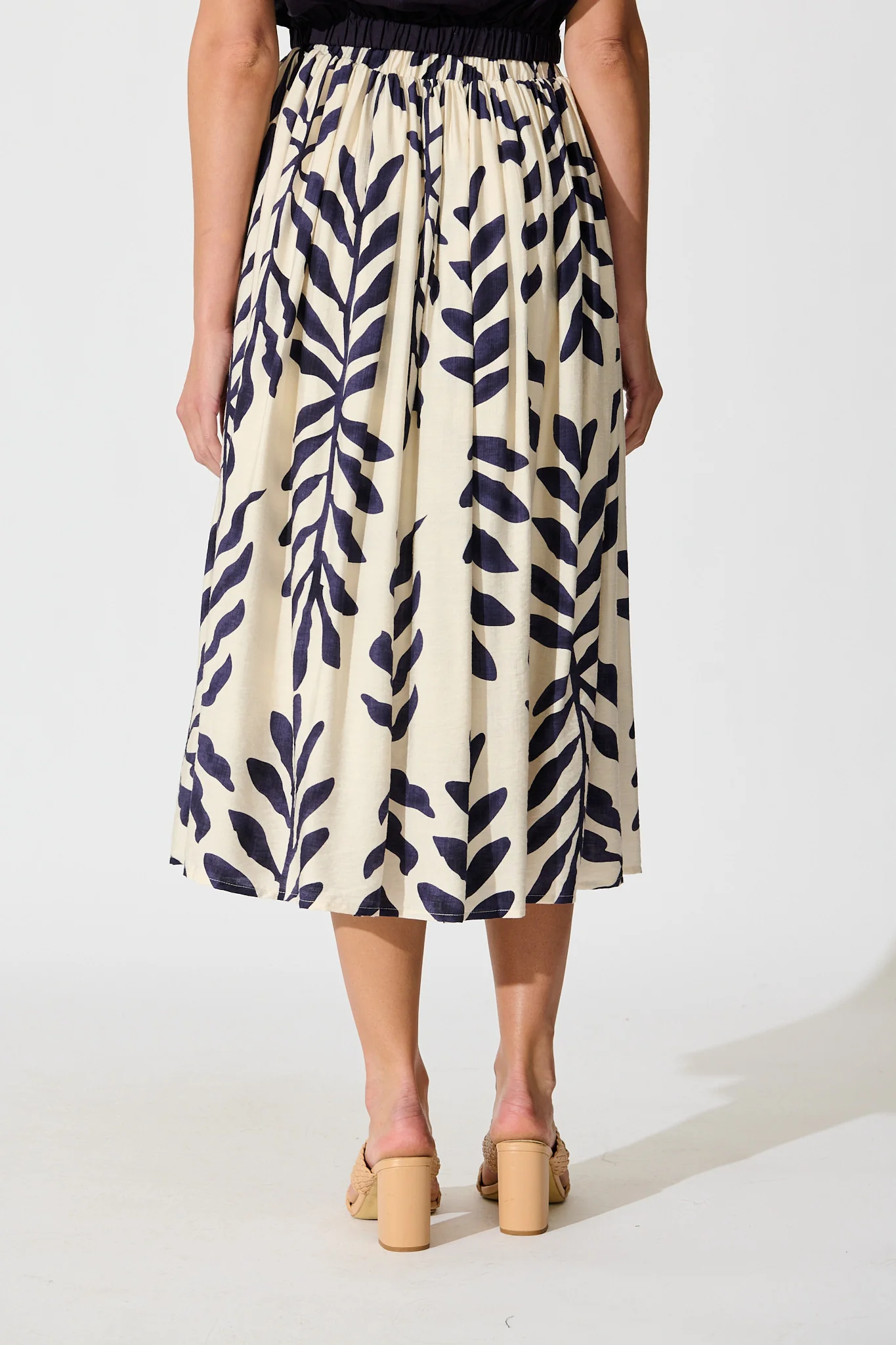 Merryn Midi Skirt in Cream with Navy Leaf Linen Blend - Image 3