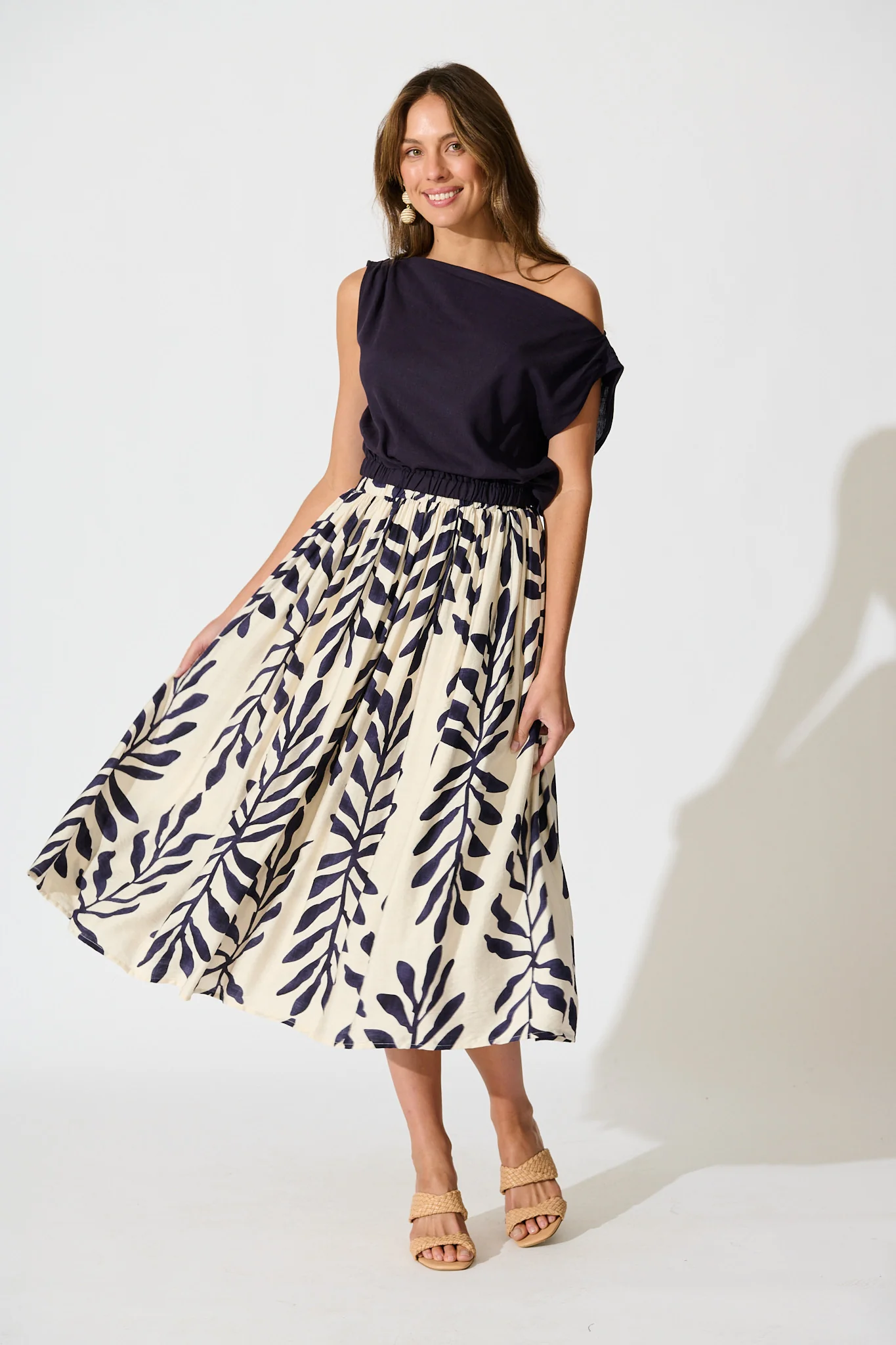 Merryn Midi Skirt in Cream with Navy Leaf Linen Blend - Image 4