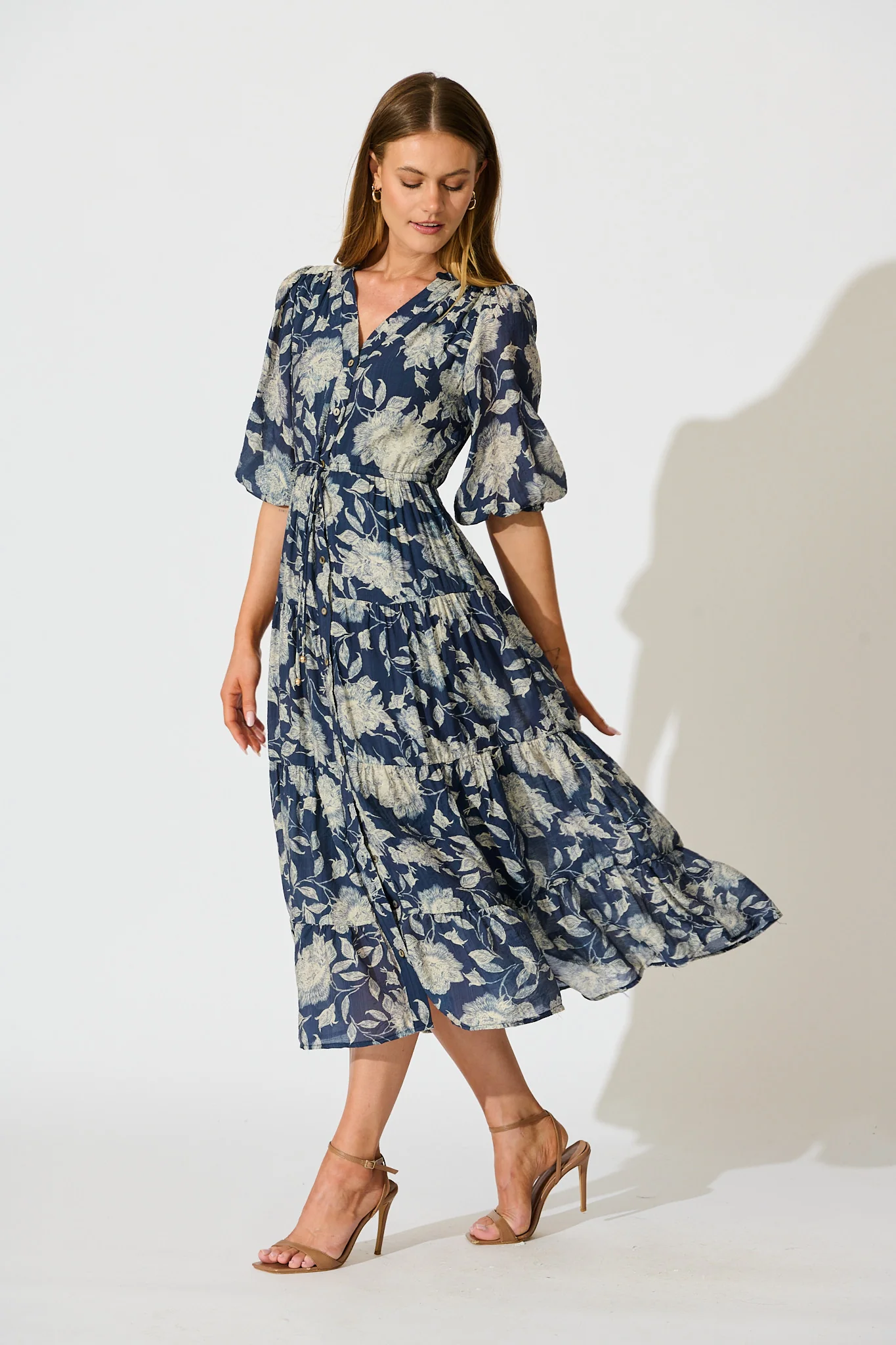 Messina Midi Dress in Navy with Cream Floral - Image 3