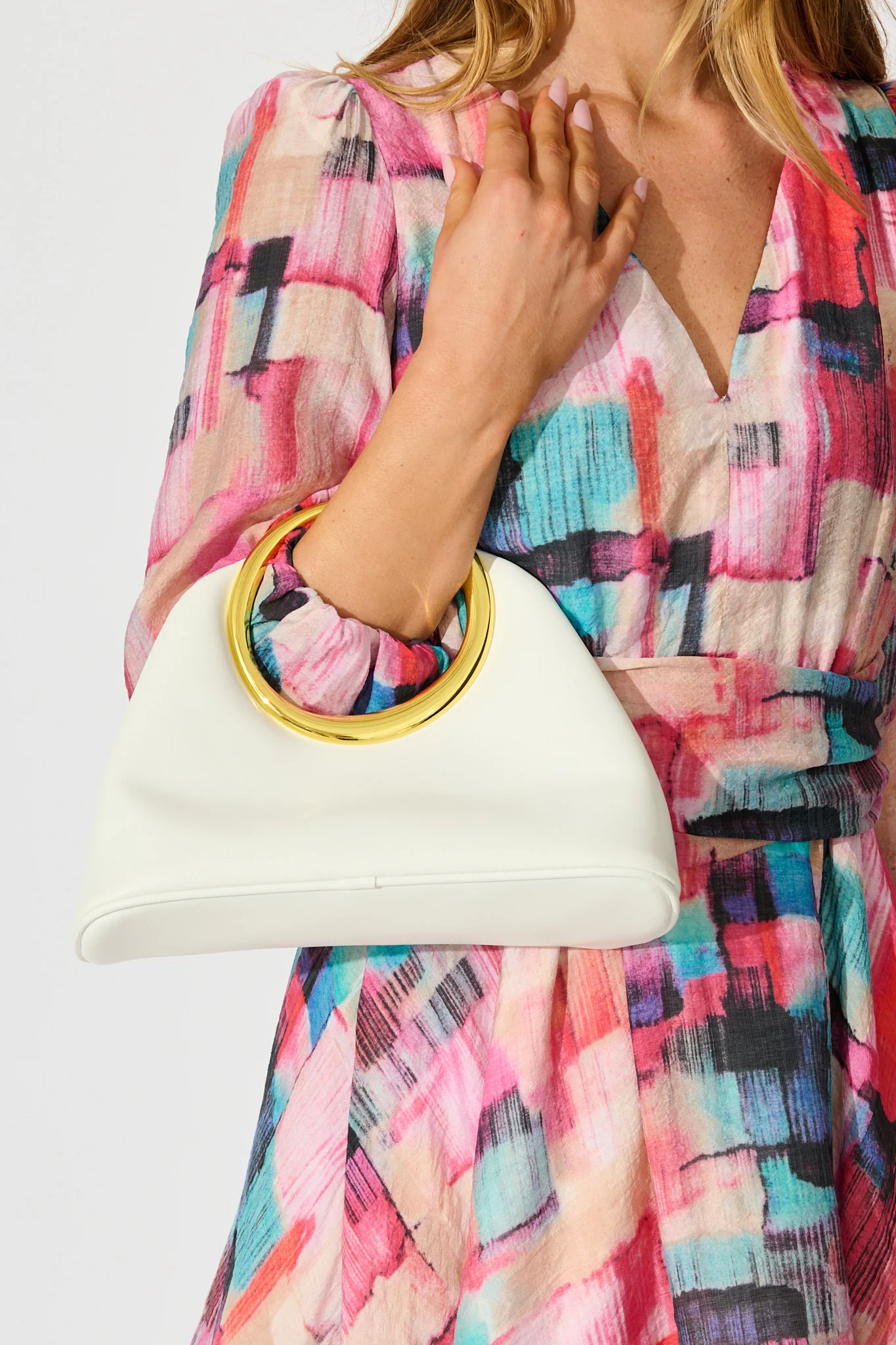 Milly Ring Detail Clutch Bag in White - Image 5