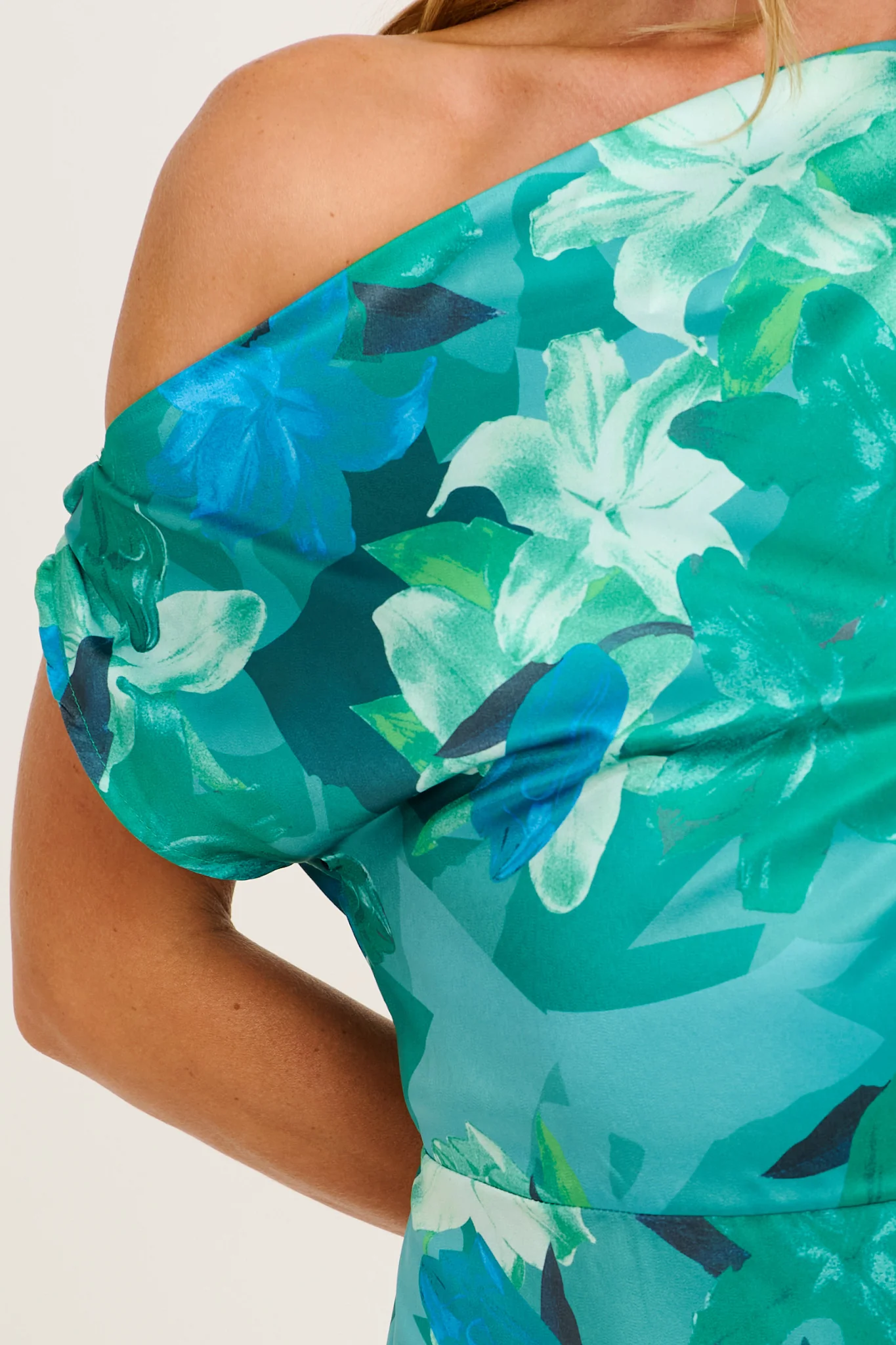 Moon Lily One Shoulder Maxi Dress in Emerald Floral Satin - Image 5