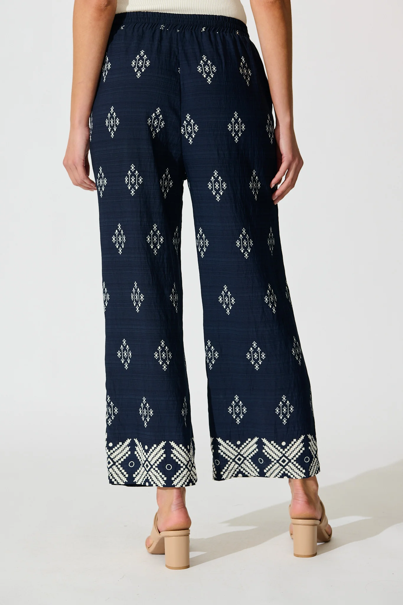 Naia Pant in Navy with White Border Print Linen Blend - Image 3