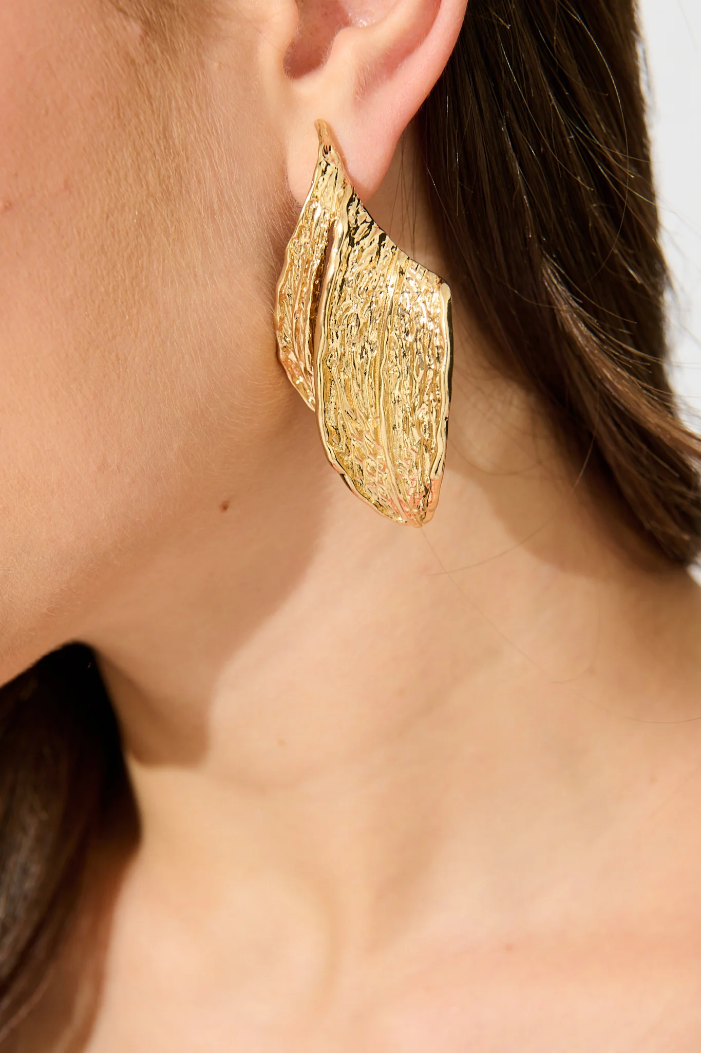 Naomi Leaf Drop Earrings in Textured Gold