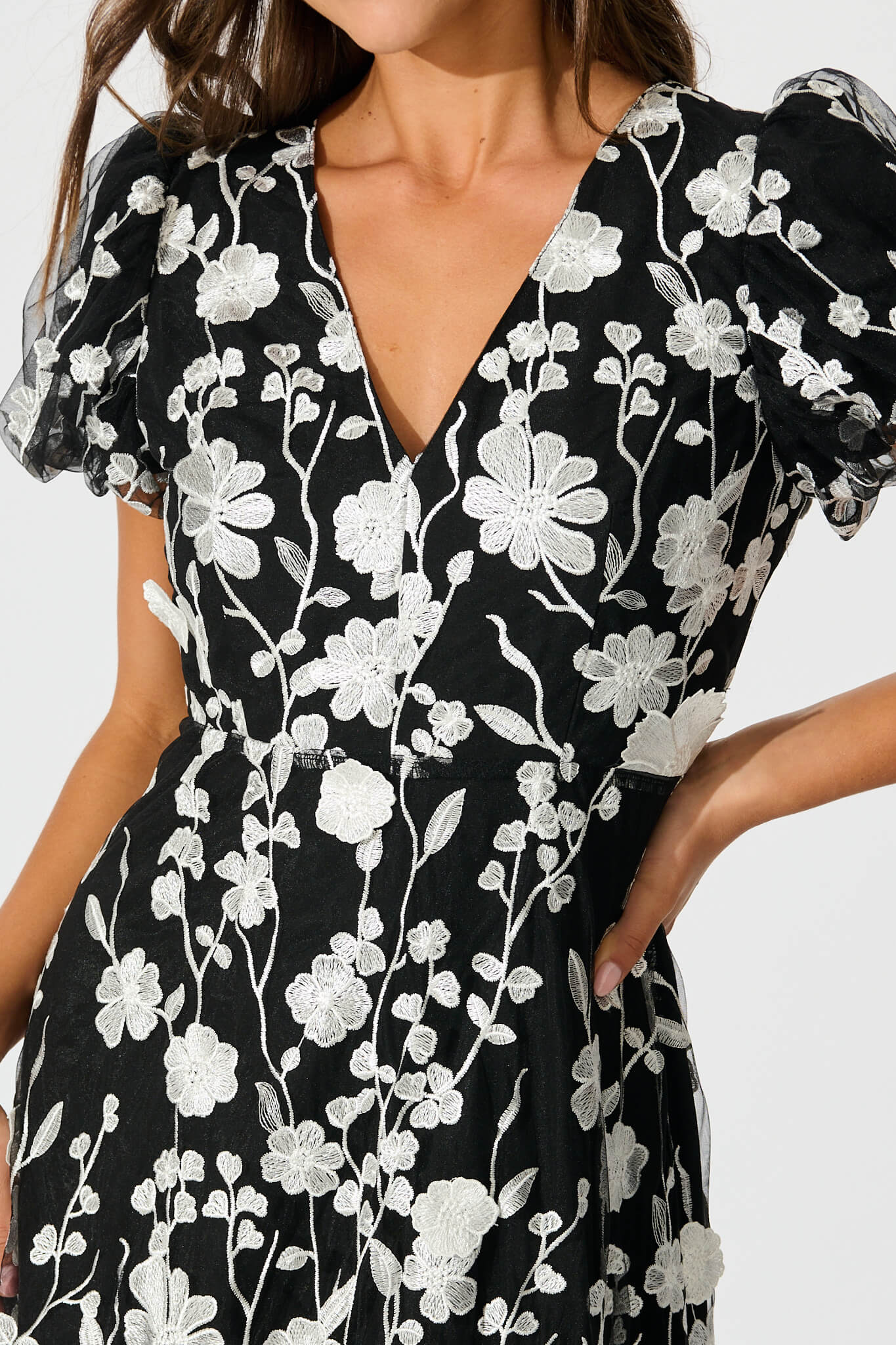 Nashira Maxi Dress in Black and White Embroidered Tulle - Image 5