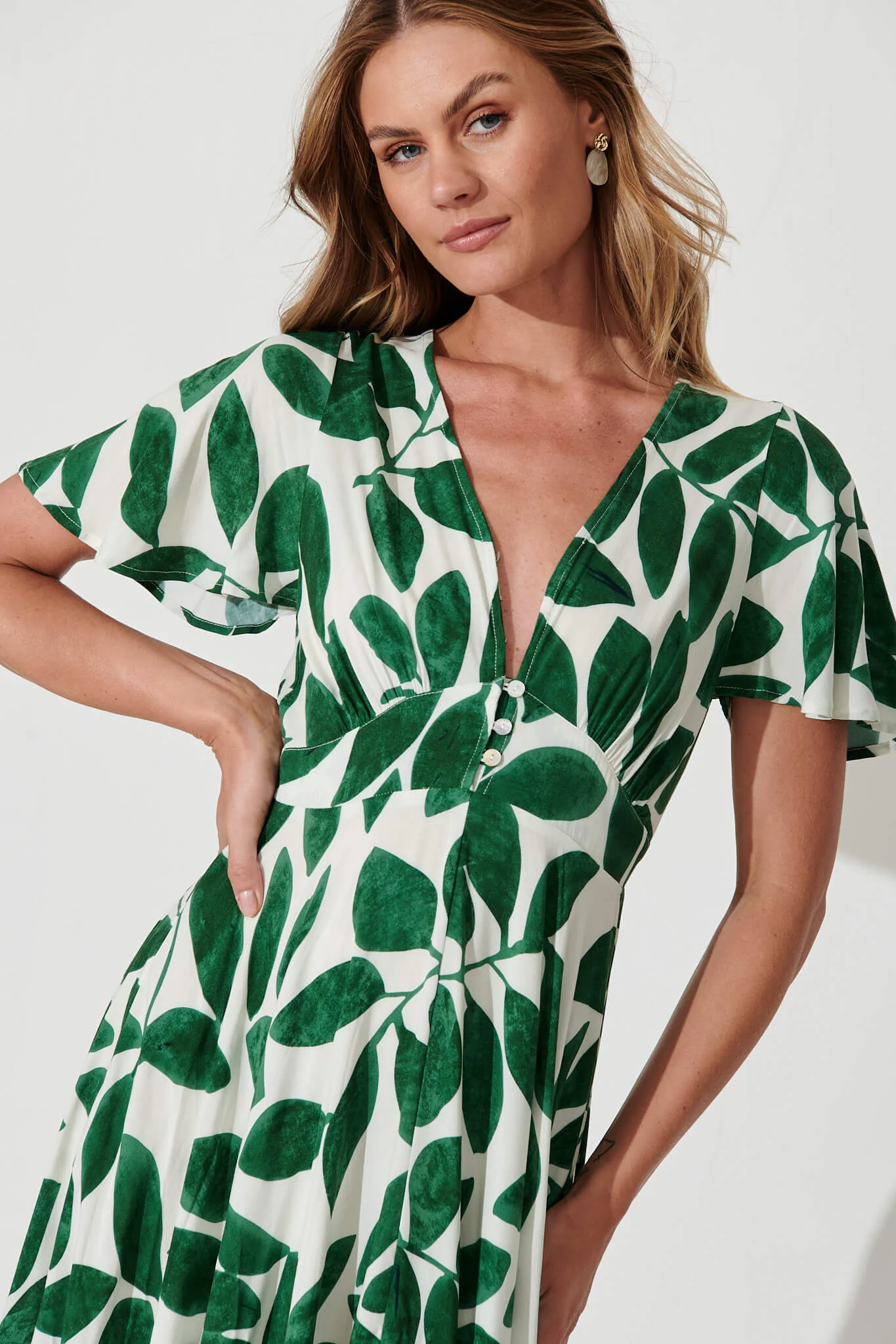 Nevada Maxi Dress In Cream With Green Leaf Print - Image 5
