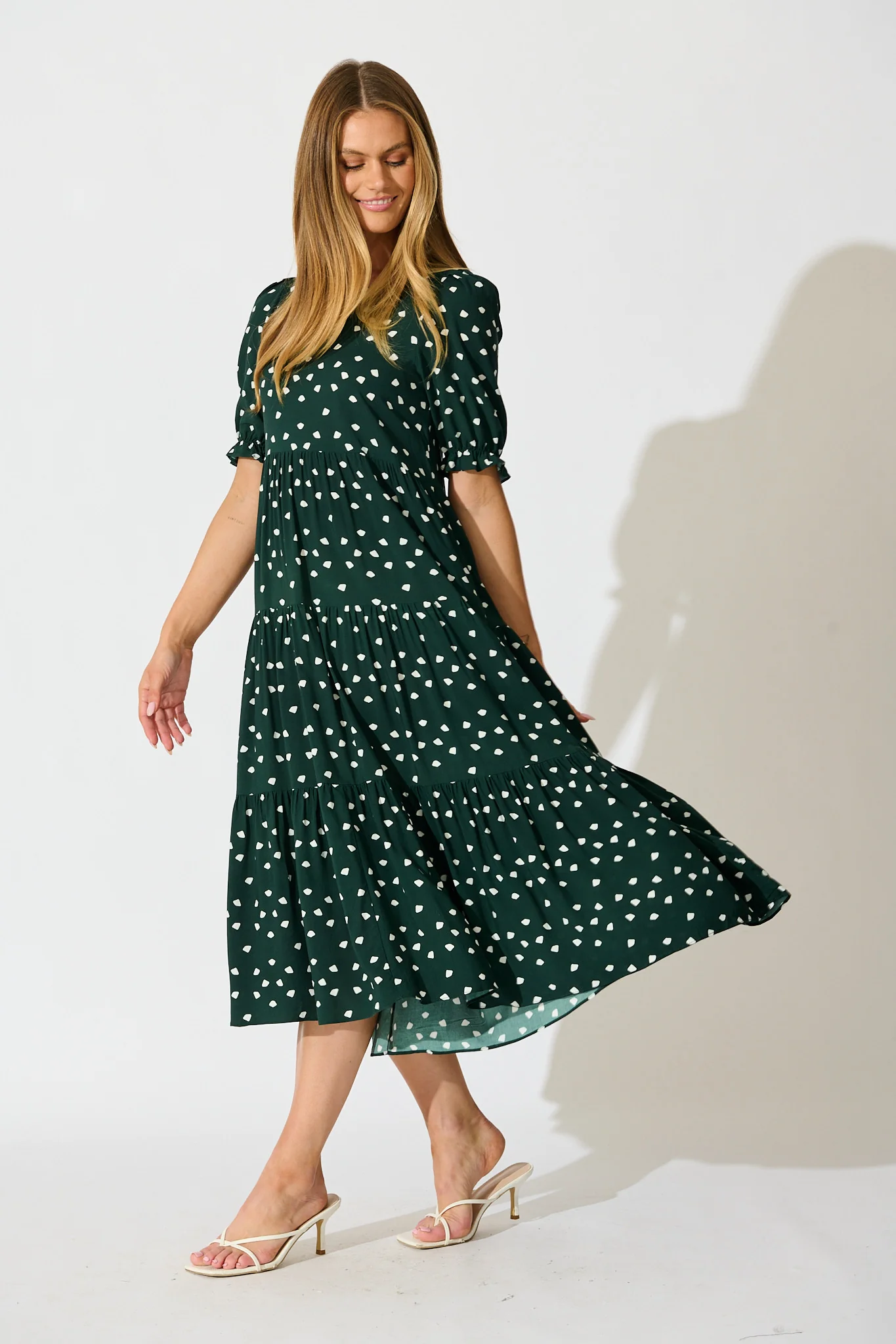 Nevi Tiered Midi Dress In Emerald Spot - Image 3