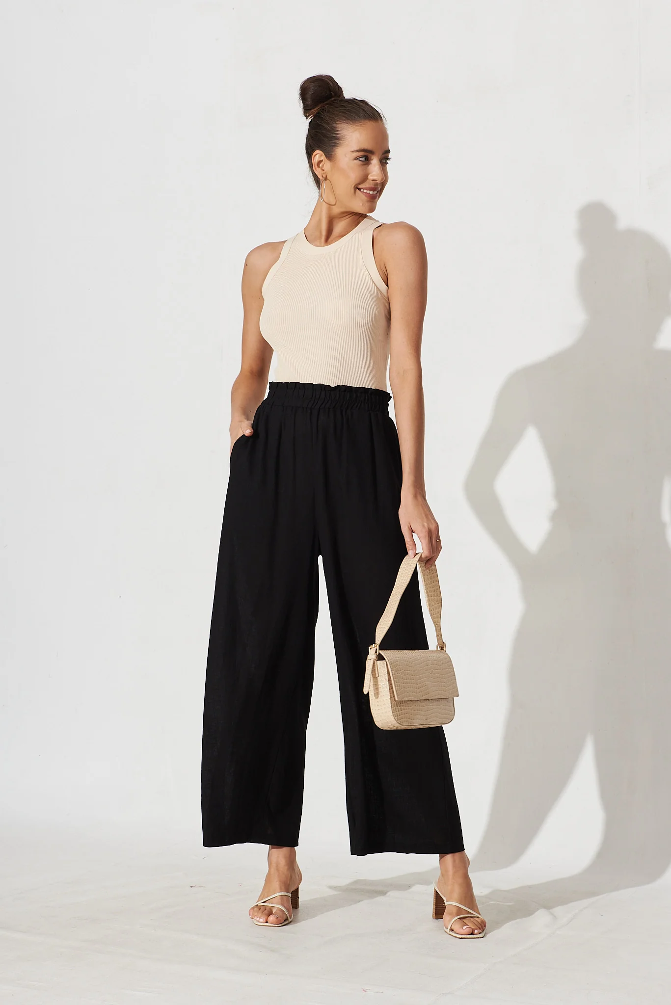Nicole Pant In Black Linen Blend
