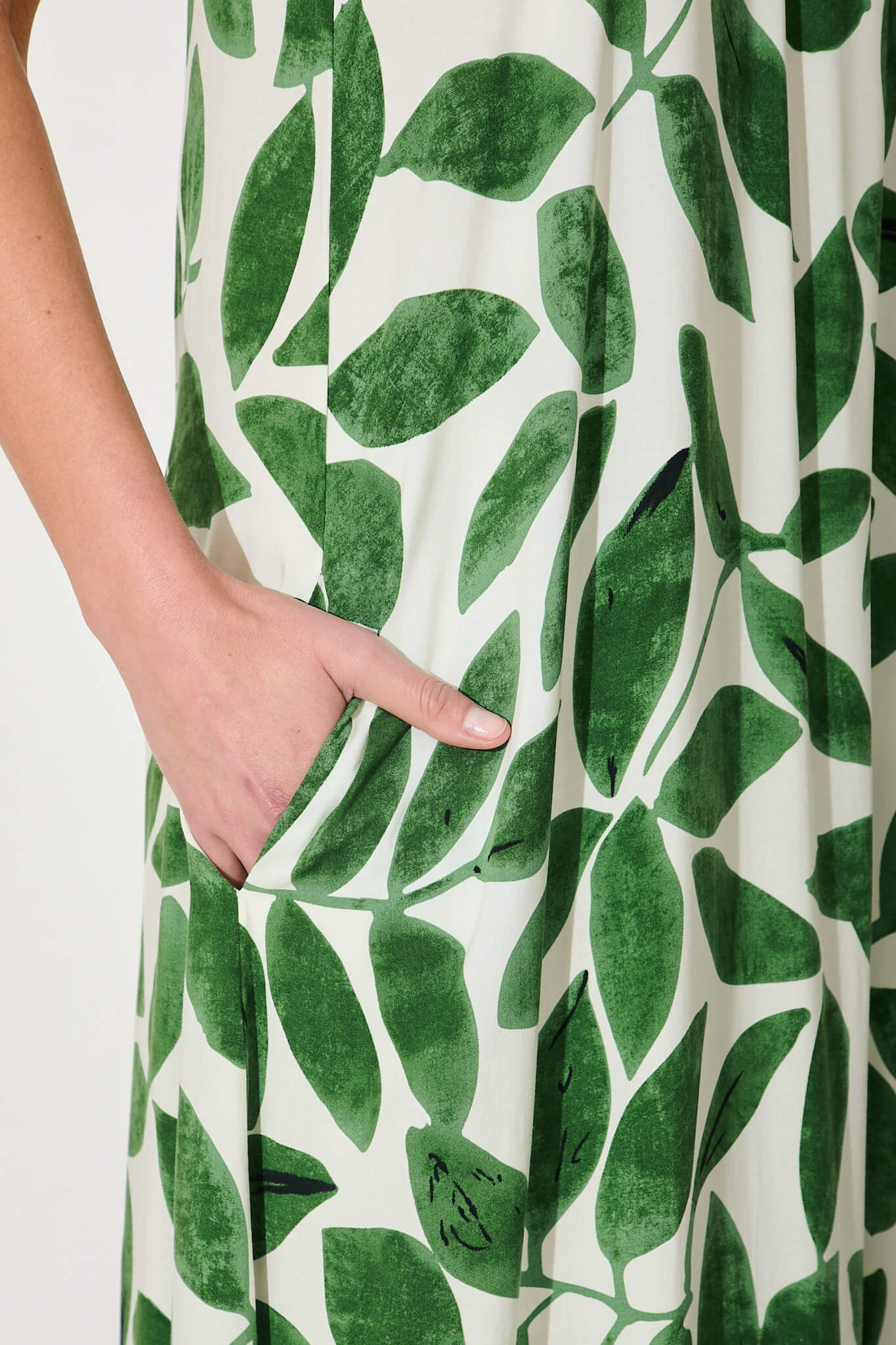No Scrubs Maxi Dress In Cream With Green Leaf Print - Image 5