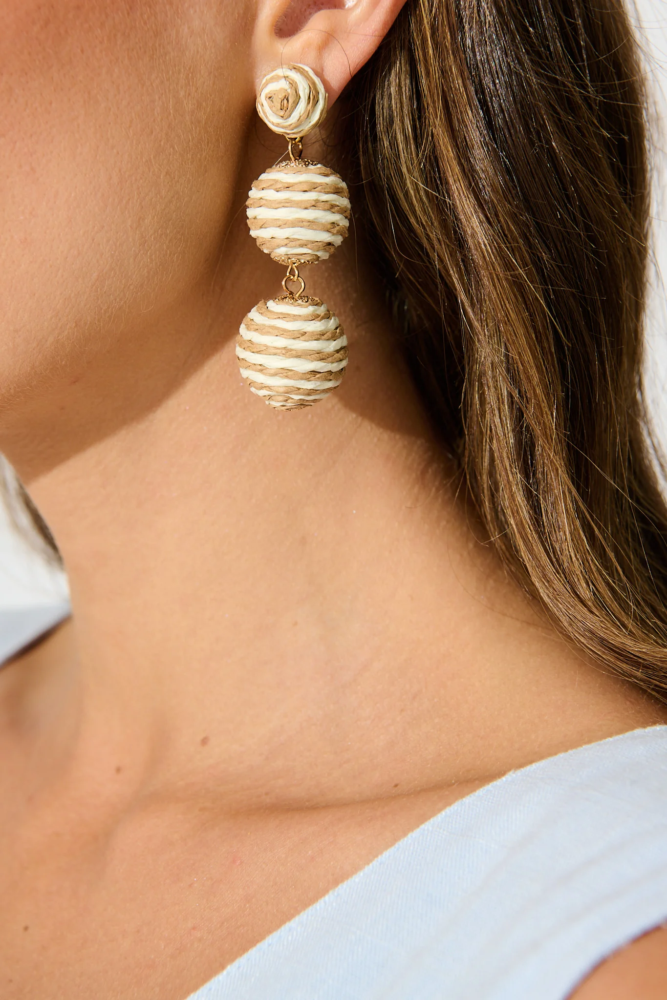 Noor Drop Earrings in Brown and Beige Raffia