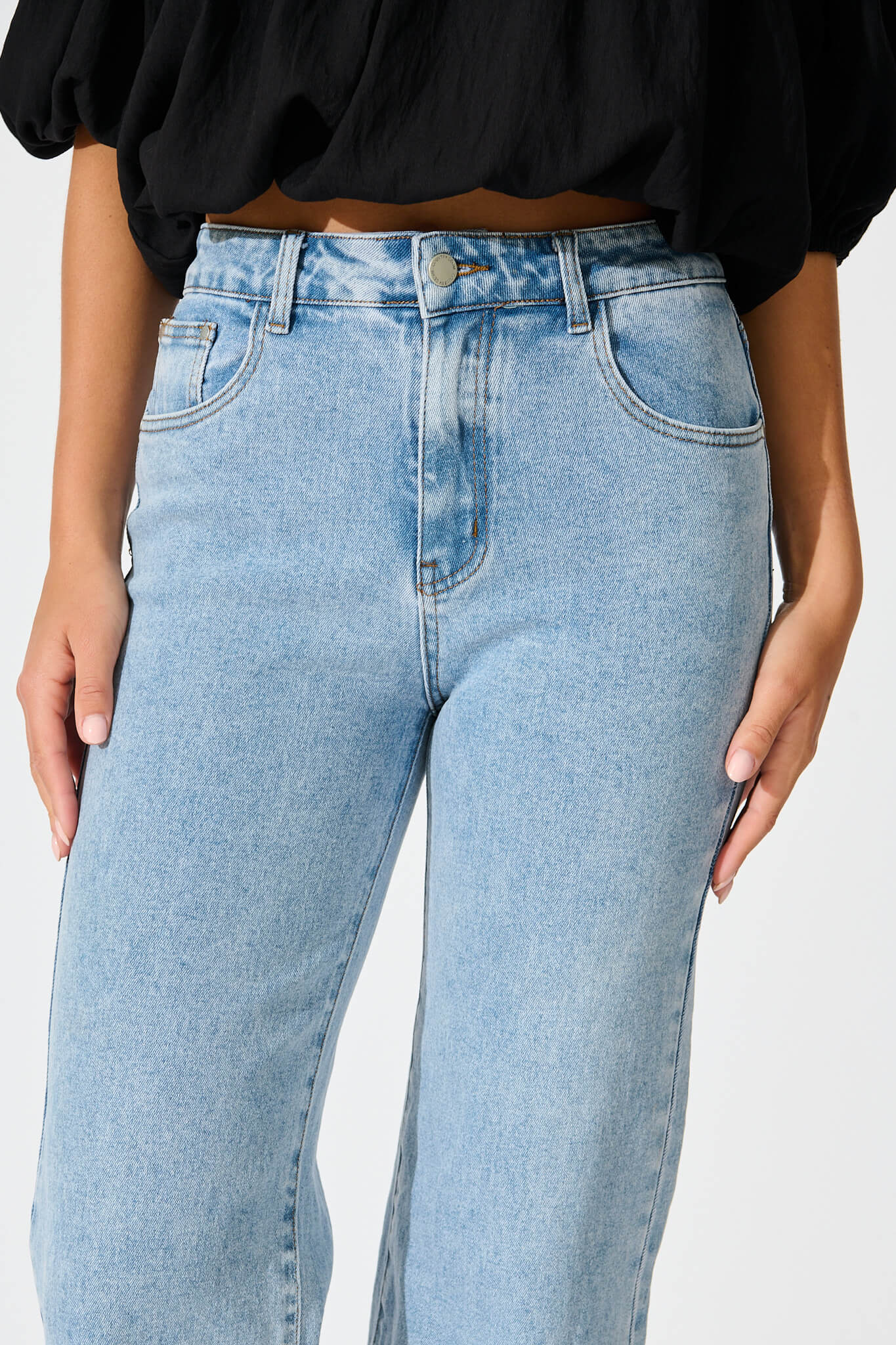 Ocean Road High Rise Wide Leg Jean in Light Blue Denim - Image 5