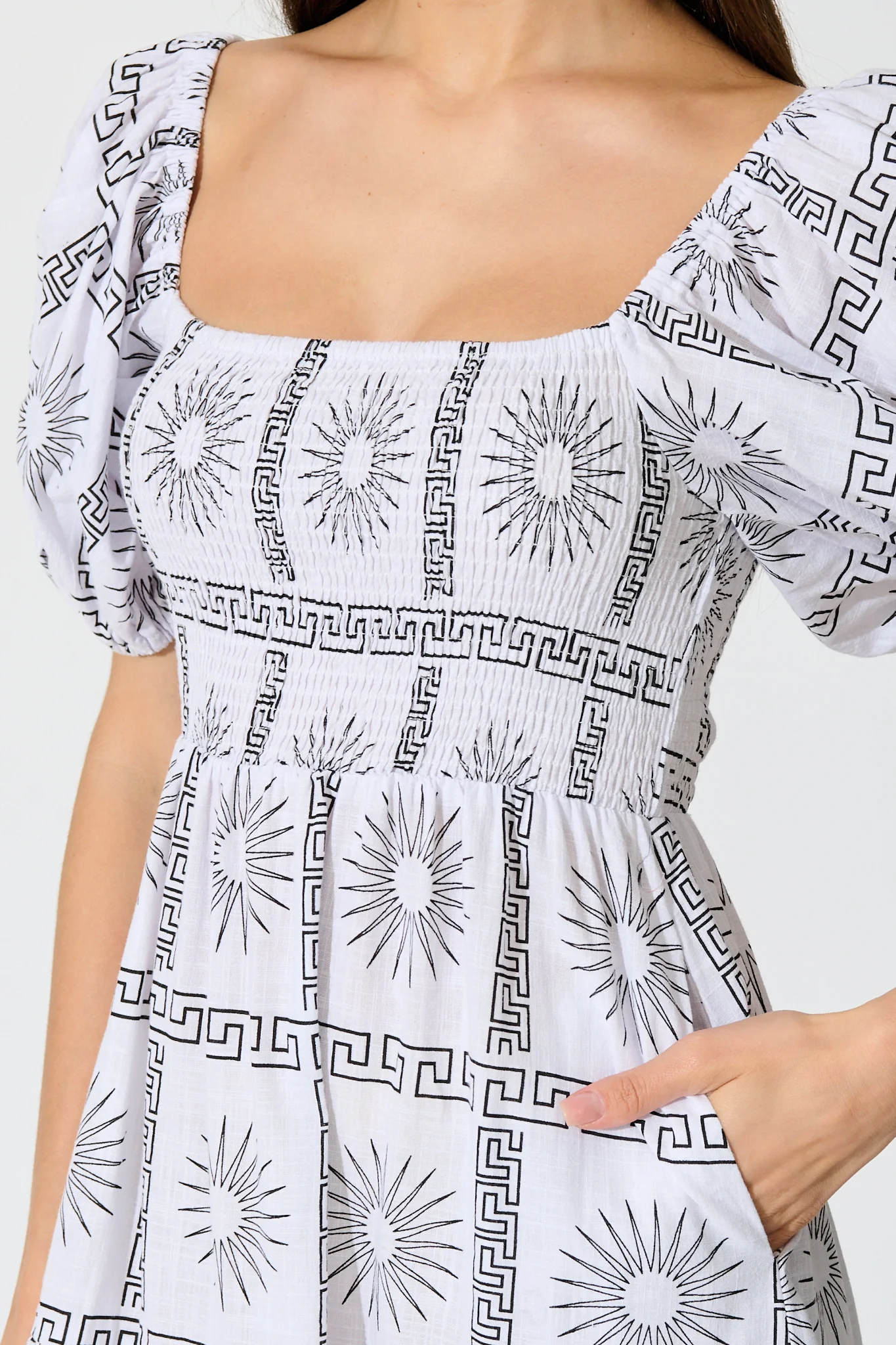 Oden Midi Dress in White Tile Print Cotton - Image 5