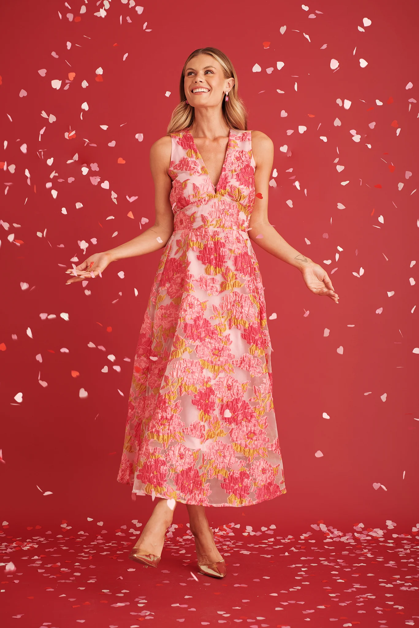 Opuluxe Maxi Dress In Pink Floral Organza Jacquard - Image 4