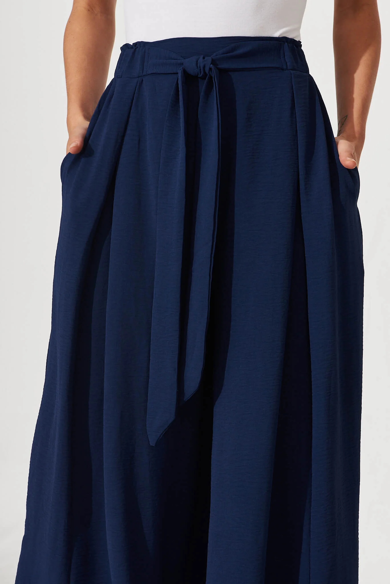 Page Pants In Navy - Image 5