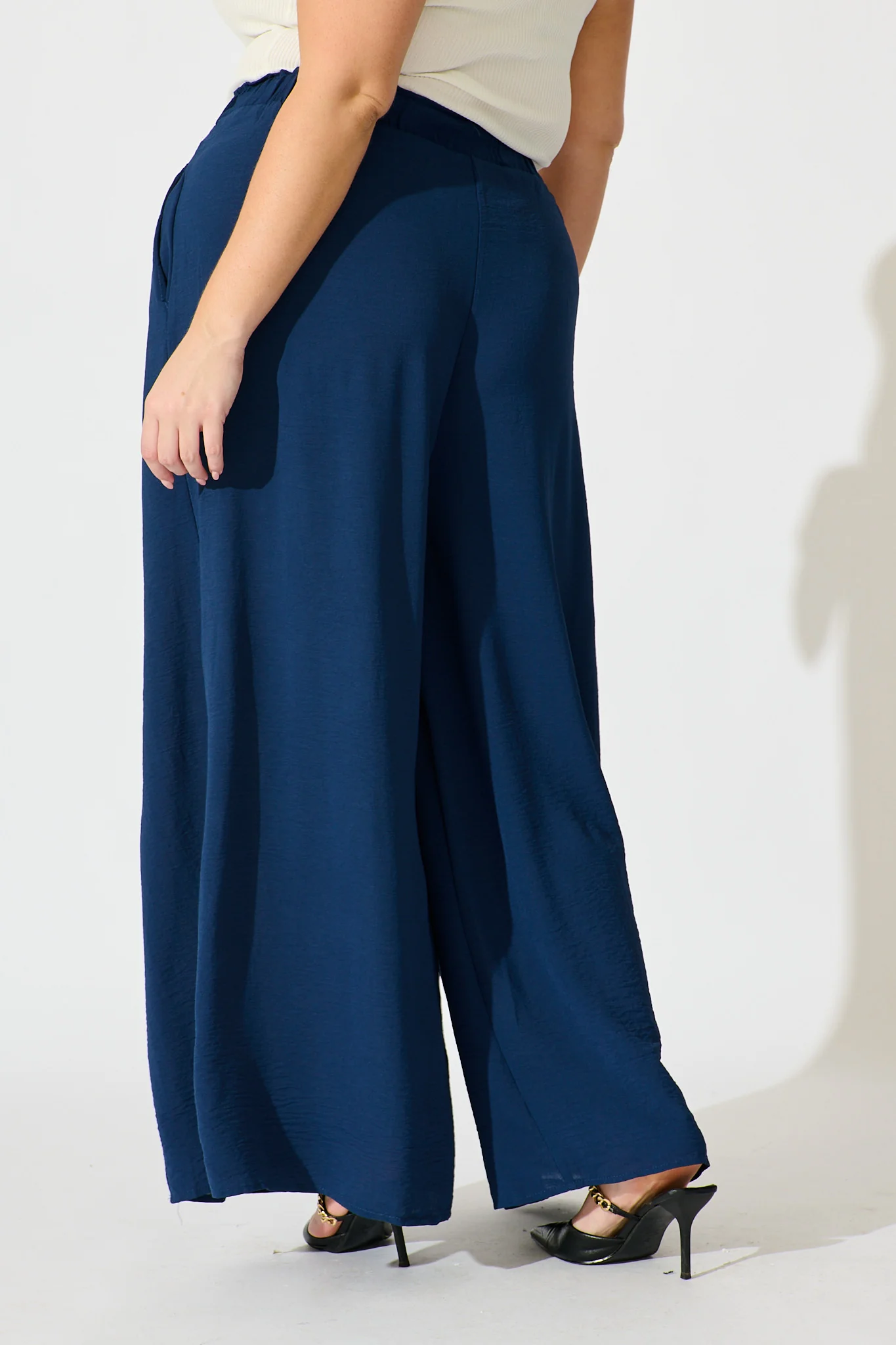 Page Pants In Navy - Image 8