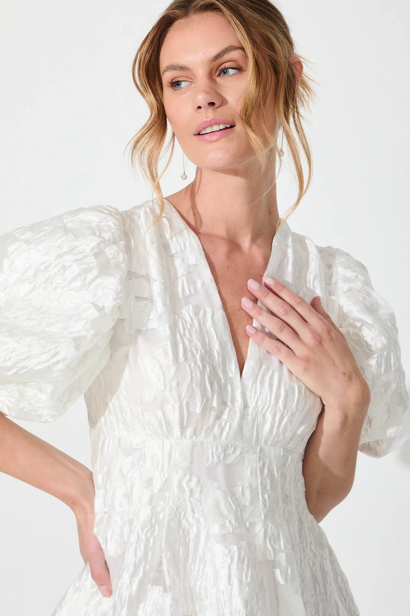 Paris Dreamer Dress In White Floral Organza Burnout - Image 5