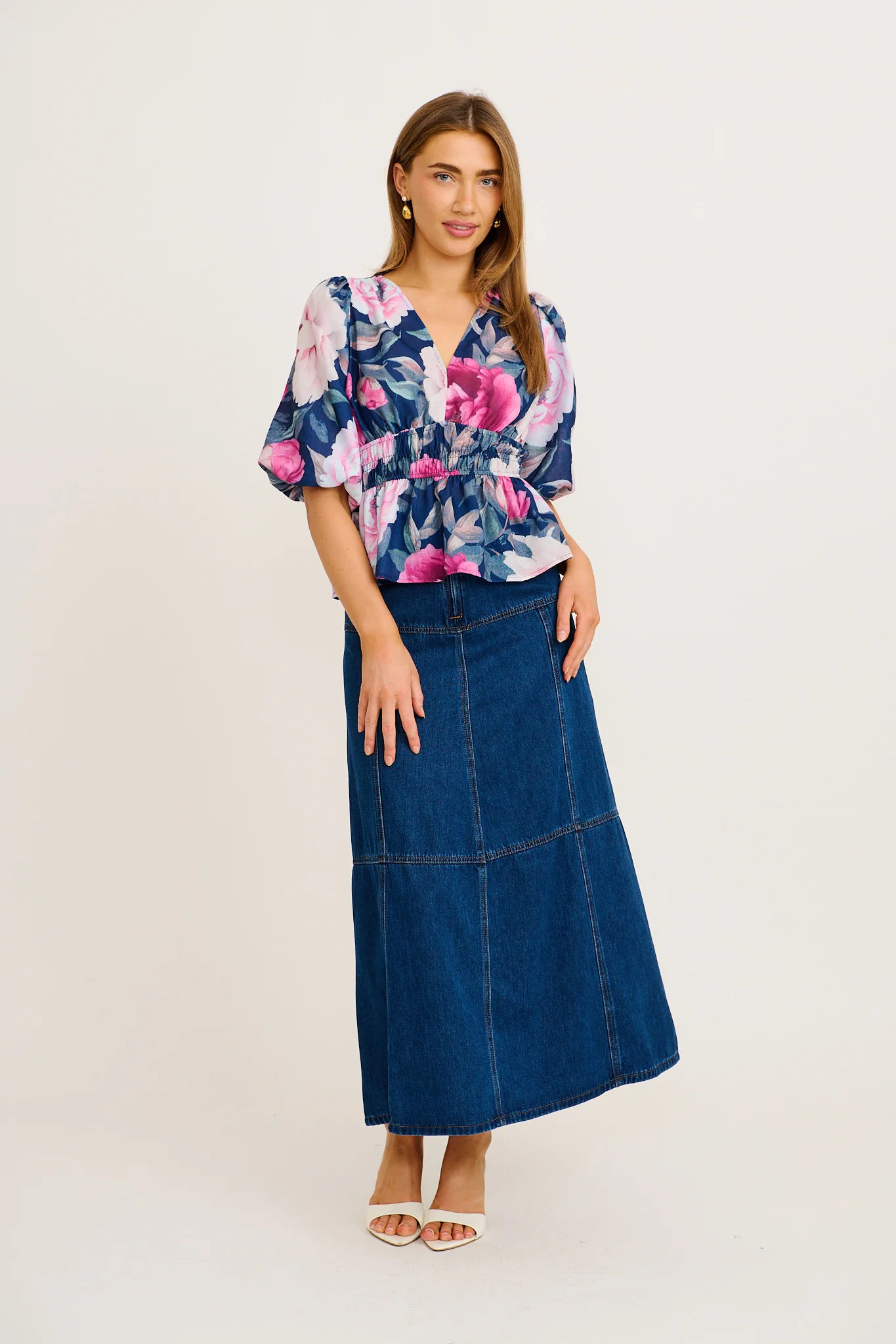 Perfection Top In Navy with Pink Floral Linen Blend - Image 9