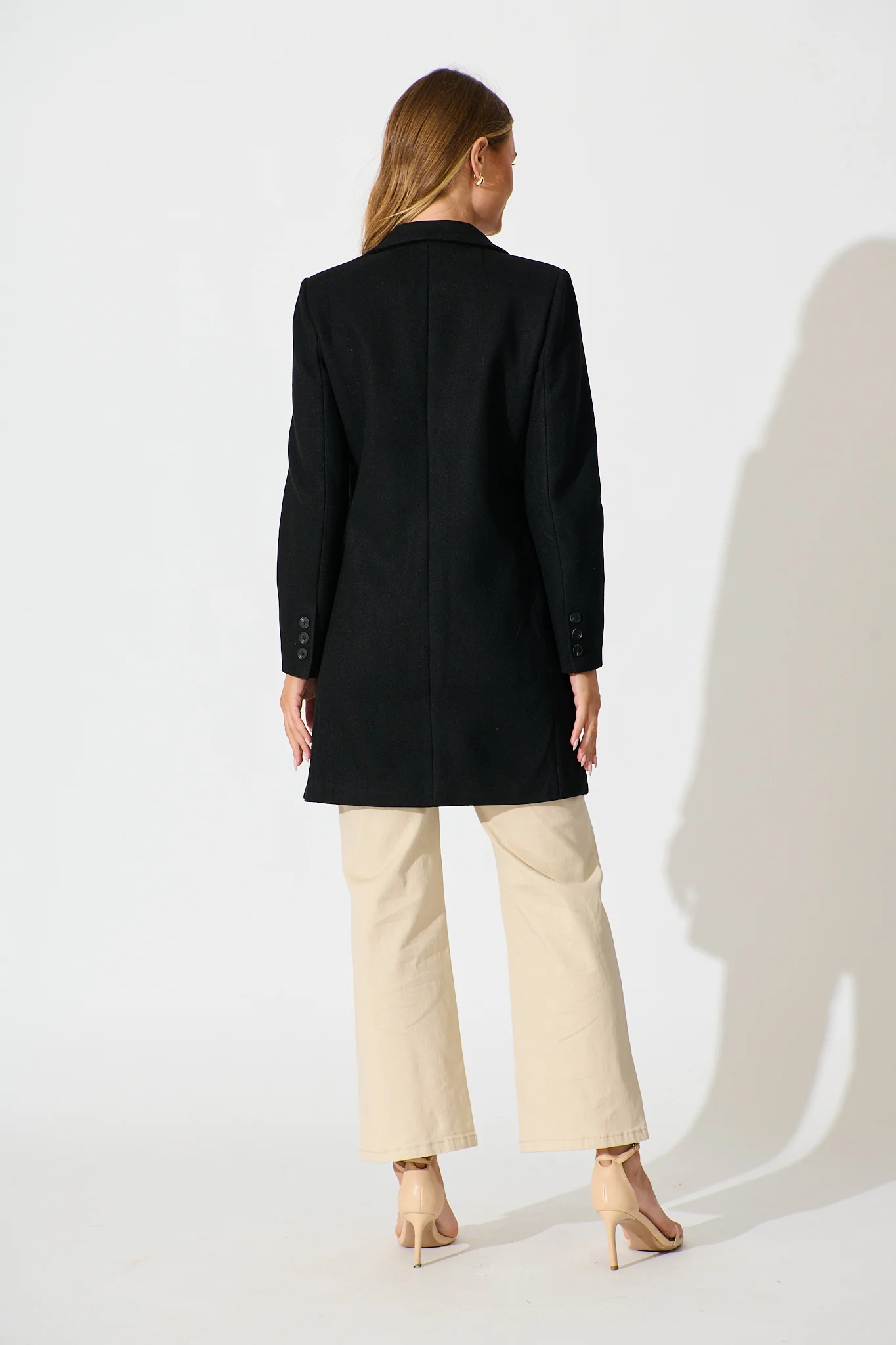 Prato Coat in Black - Image 4