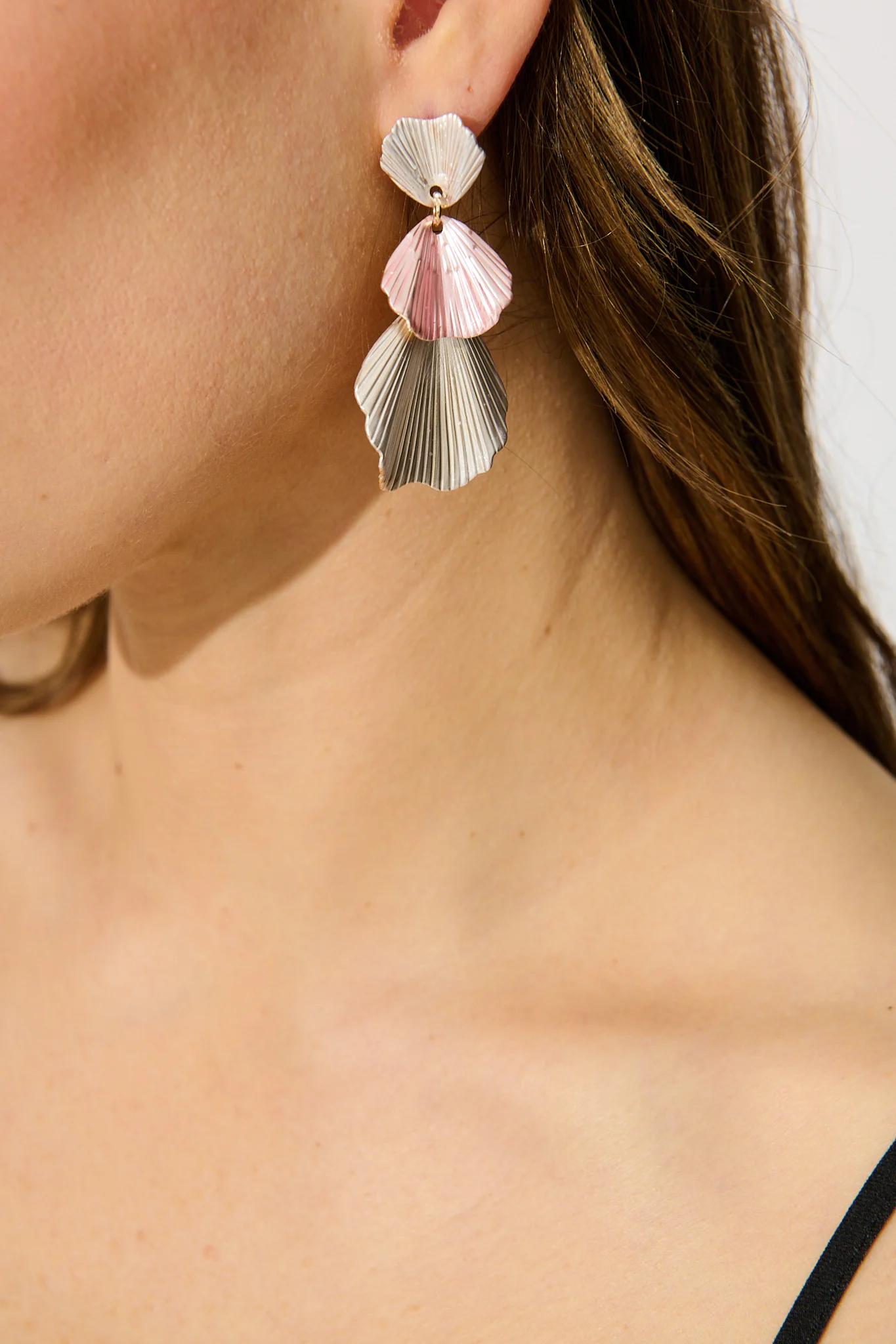 Primrose Drop Earrings In Multi Pink - Image 3