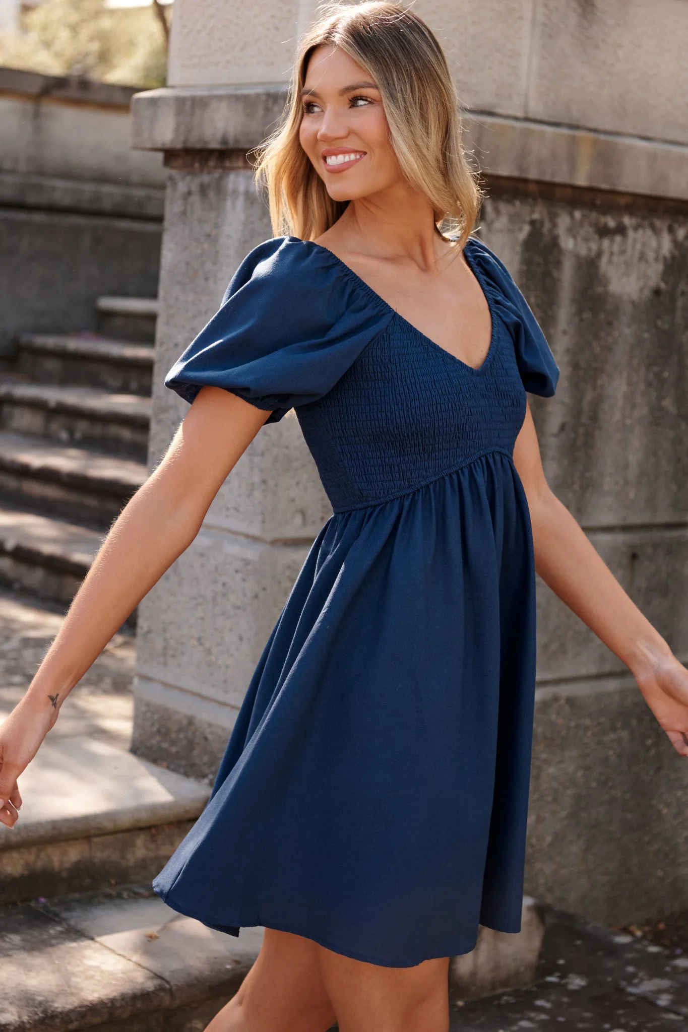 Pure Aure Dress in Navy Linen Blend - Image 4