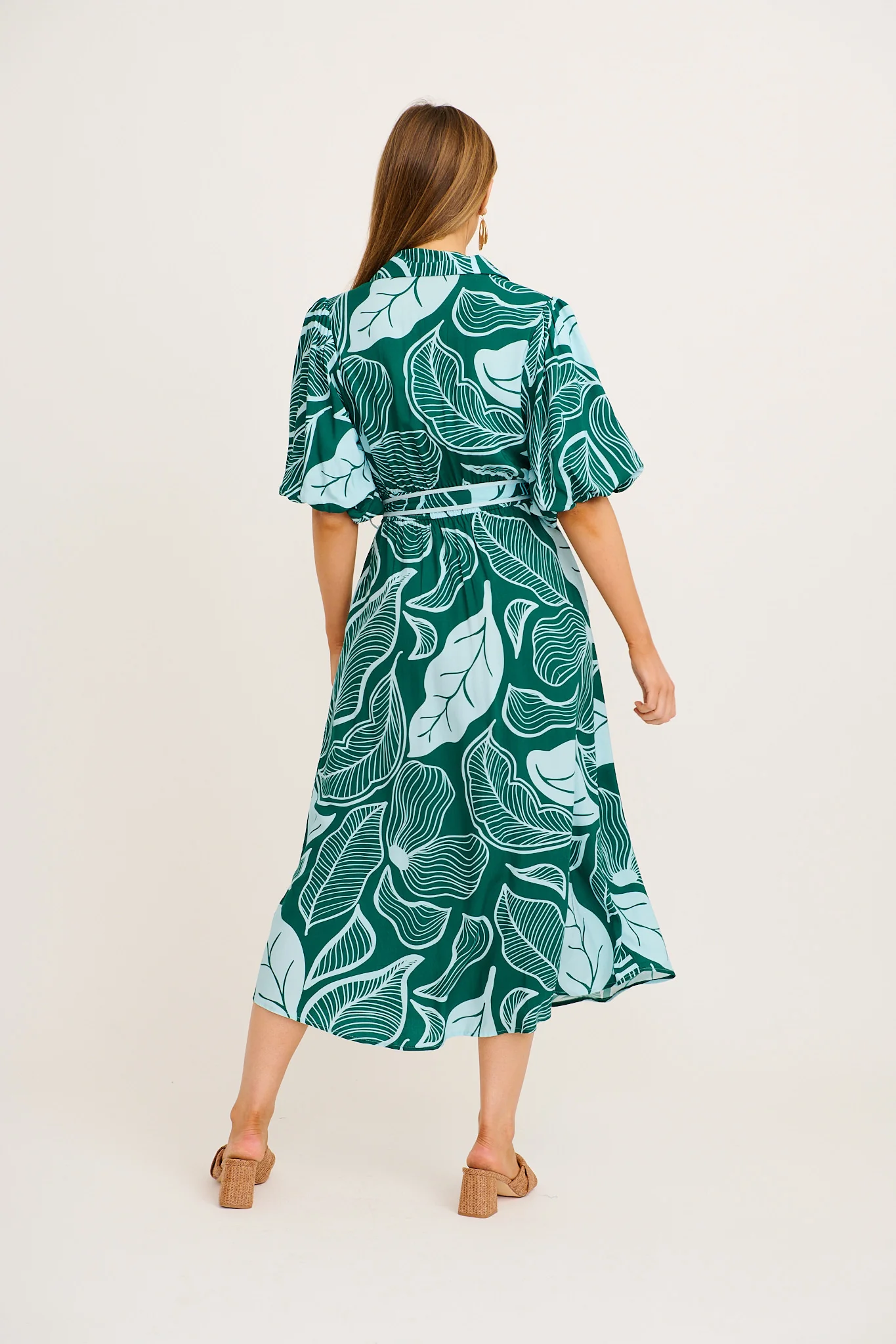 Reanna Midi Shirt Dress in Green Leaf Print - Image 4