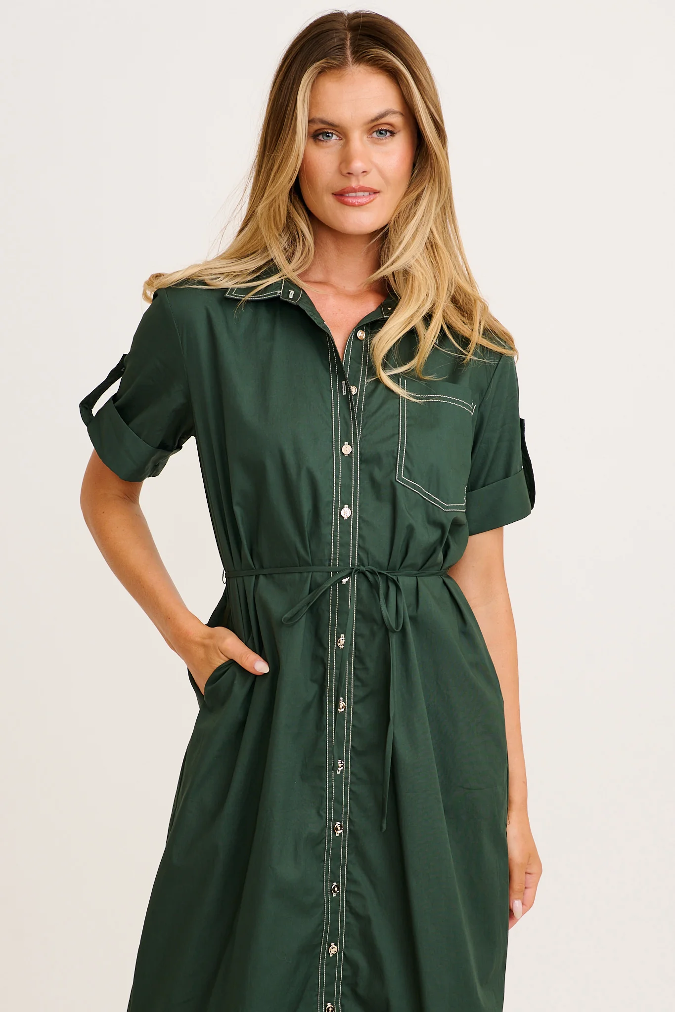 Refined Edge Midi Shirt Dress in Emerald Cotton - Image 2