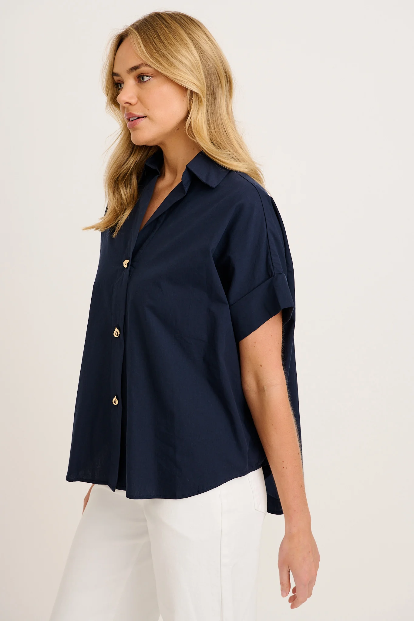 Refined Shirt in Navy Cotton - Image 4