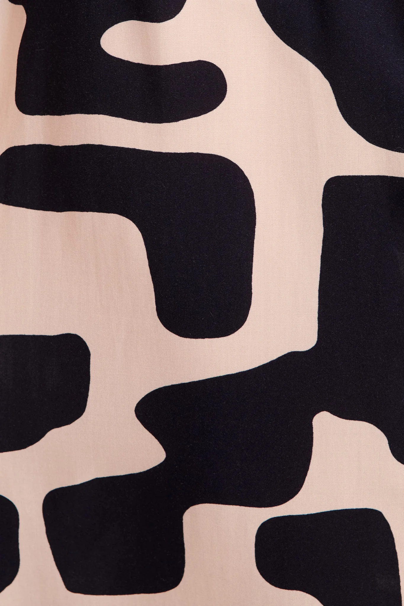 Risa Shirt Dress in Black with Cream Print - Image 6