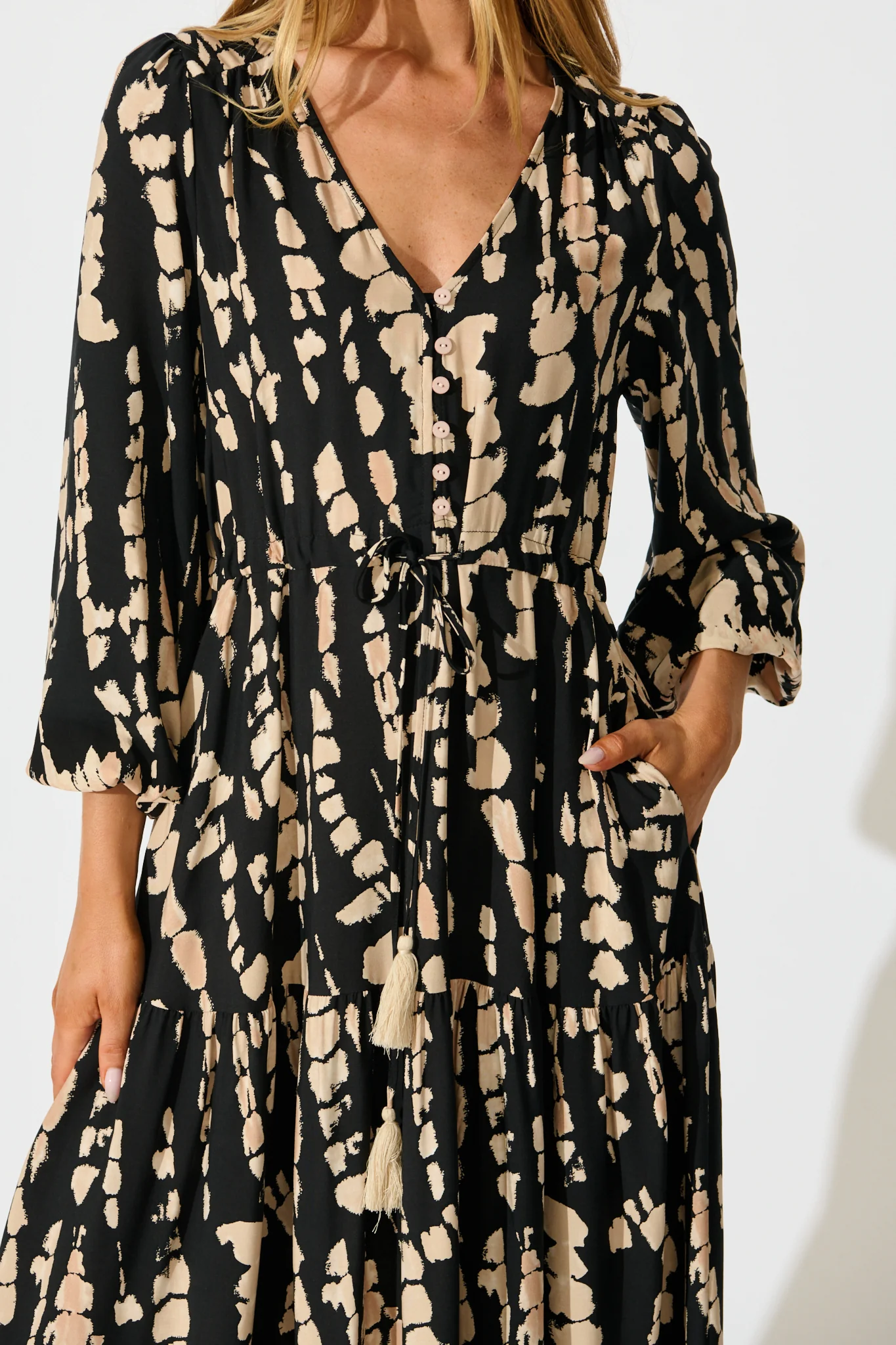 Rosamund Midi Dress in Black with Beige Print - Image 5