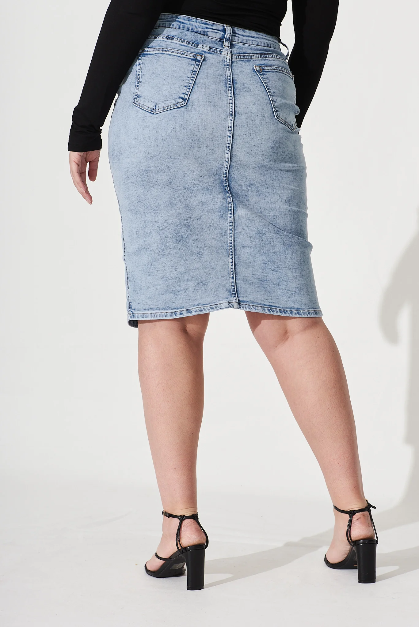 Sadie Denim Skirt in Acid Washed Blue - Image 8