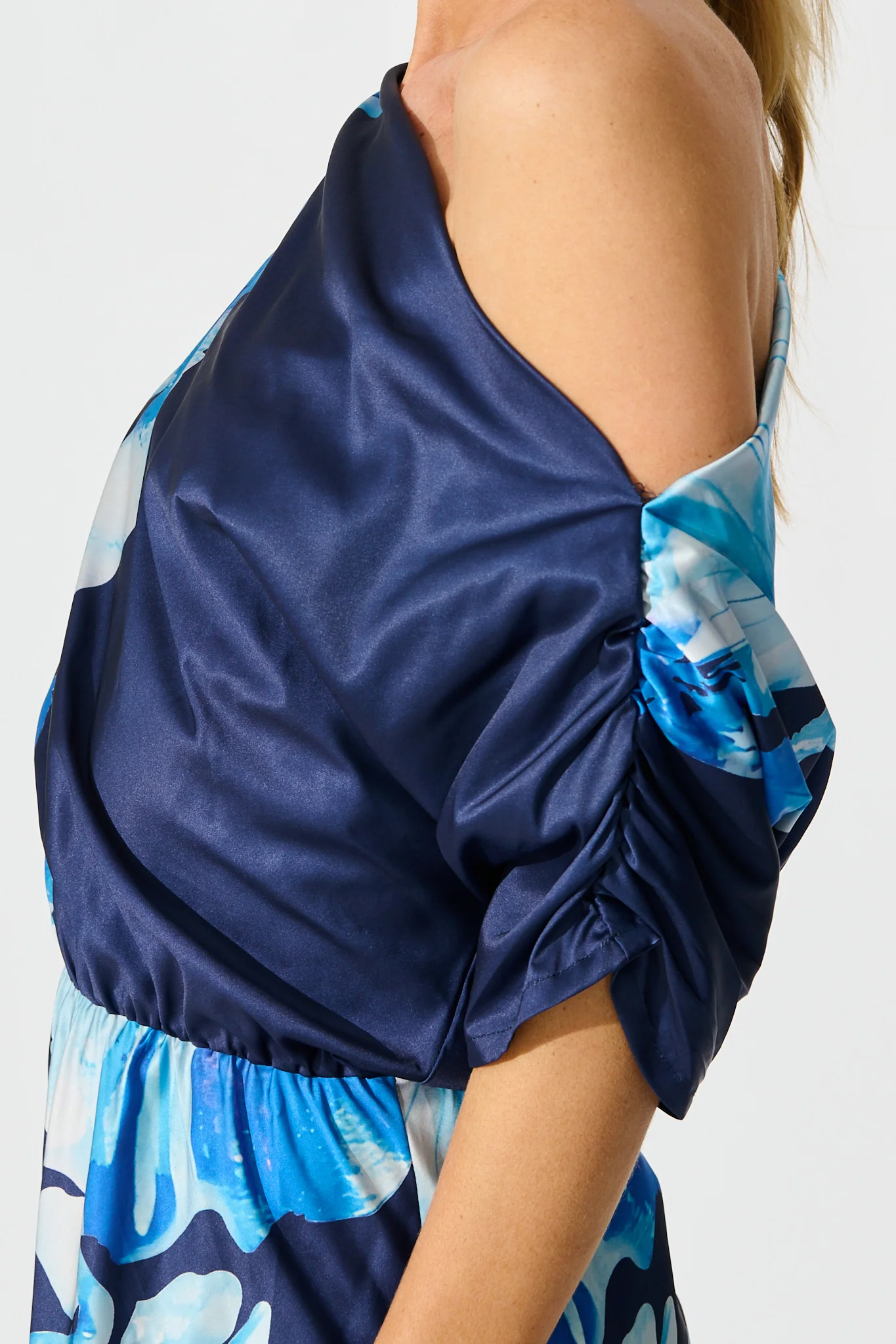 Sarita Maxi Off Shoulder Dress in Navy Floral Satin - Image 10