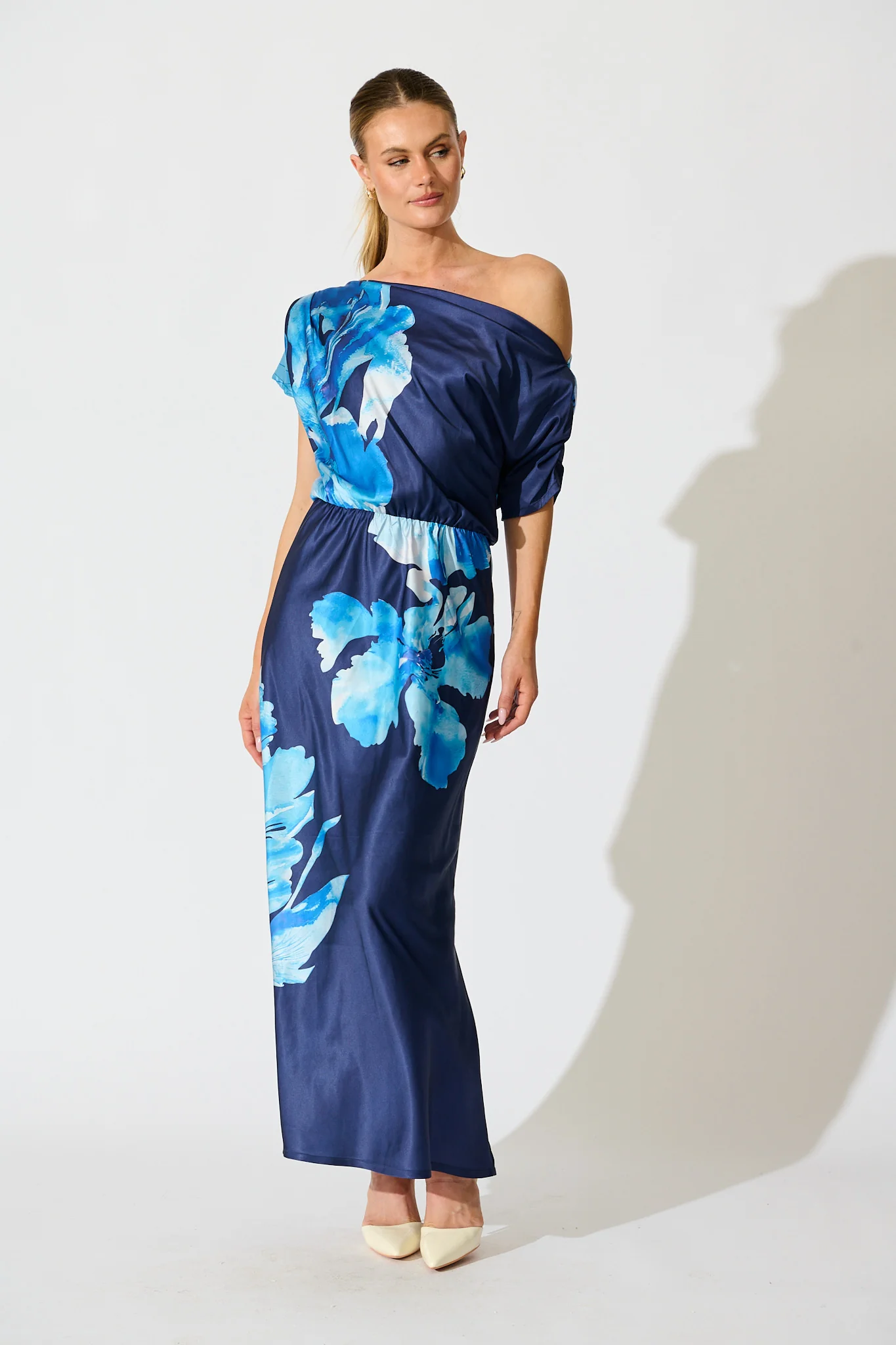 Sarita Maxi Off Shoulder Dress in Navy Floral Satin - Image 3