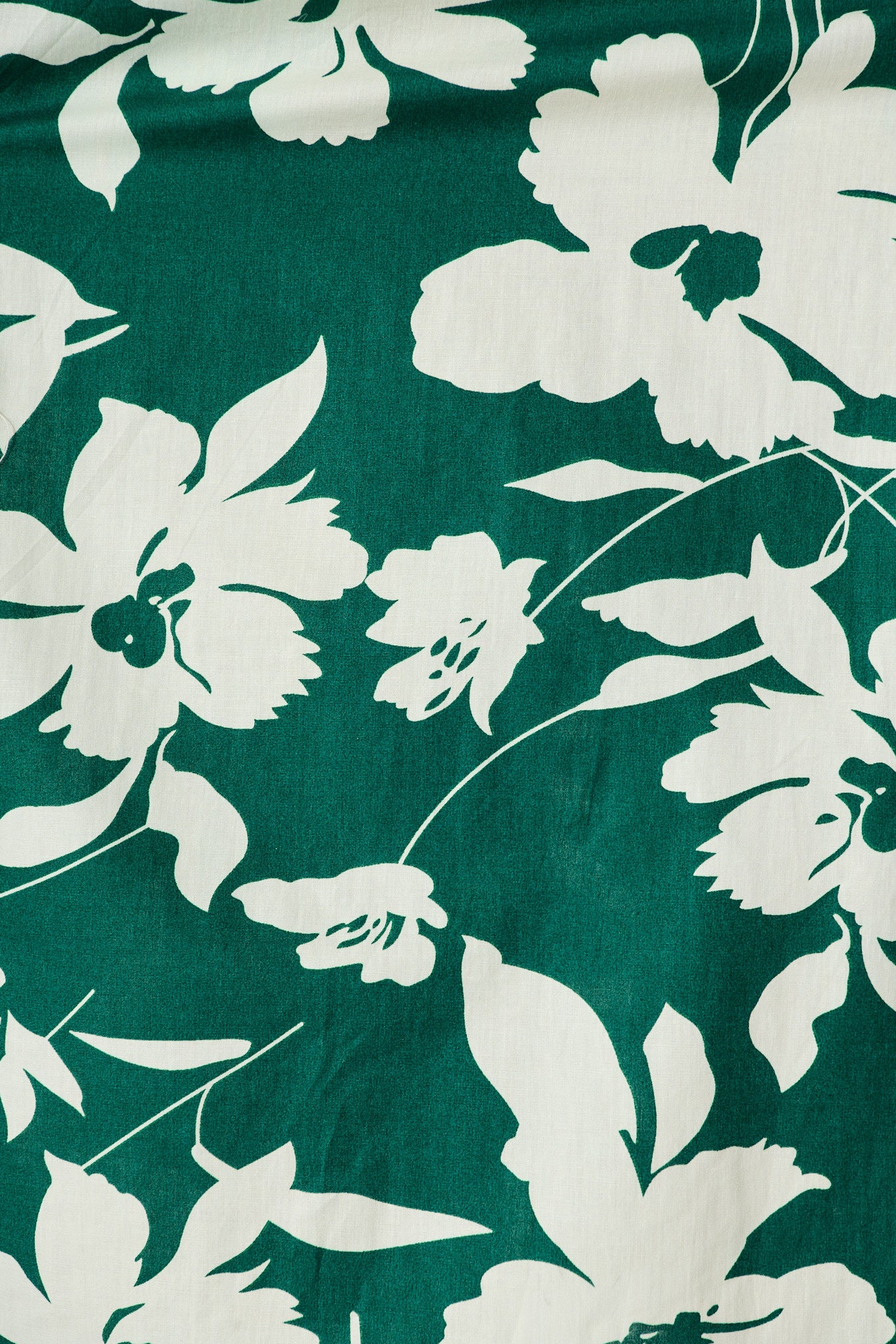 Scottdale Midi Shirt Dress in Emerald Print Cotton - Image 6
