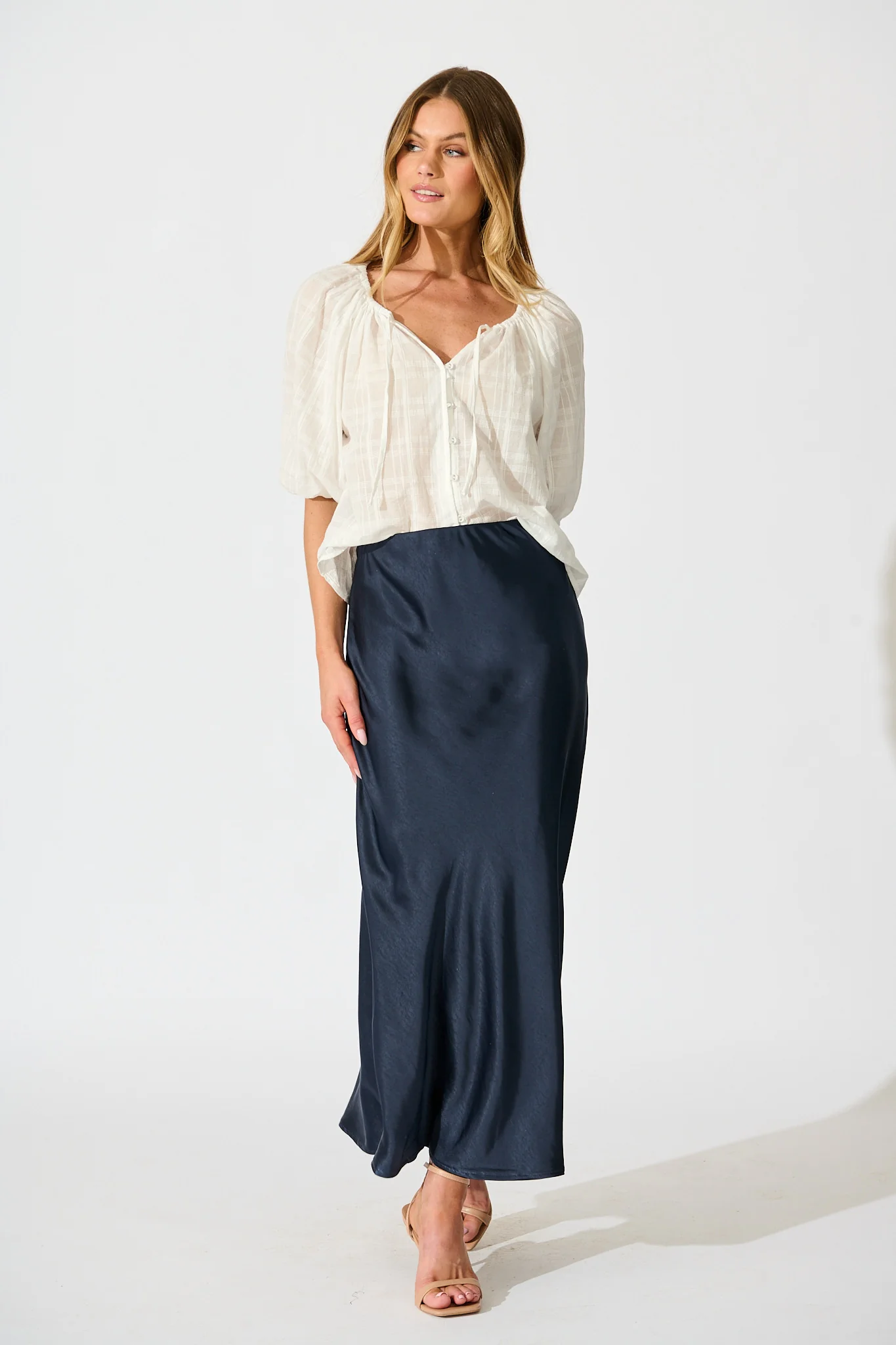 Seabound Top in White Textured Cotton - Image 4