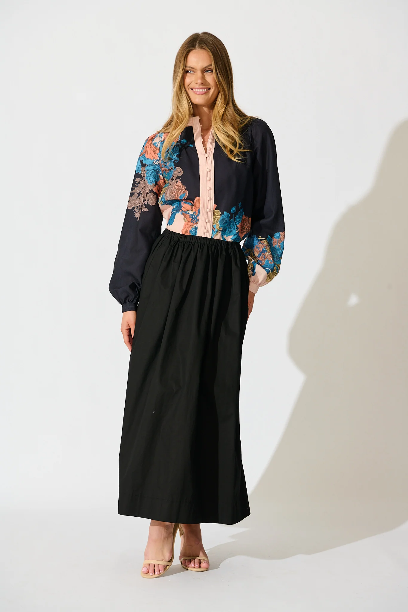 Secret Bloom Blouse Top in Black Multi Floral Linen Blend - Image 2