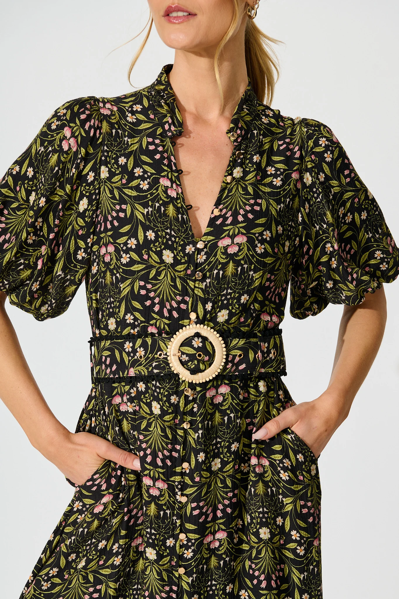 Selestia Maxi Dress in Black Floral - Image 5