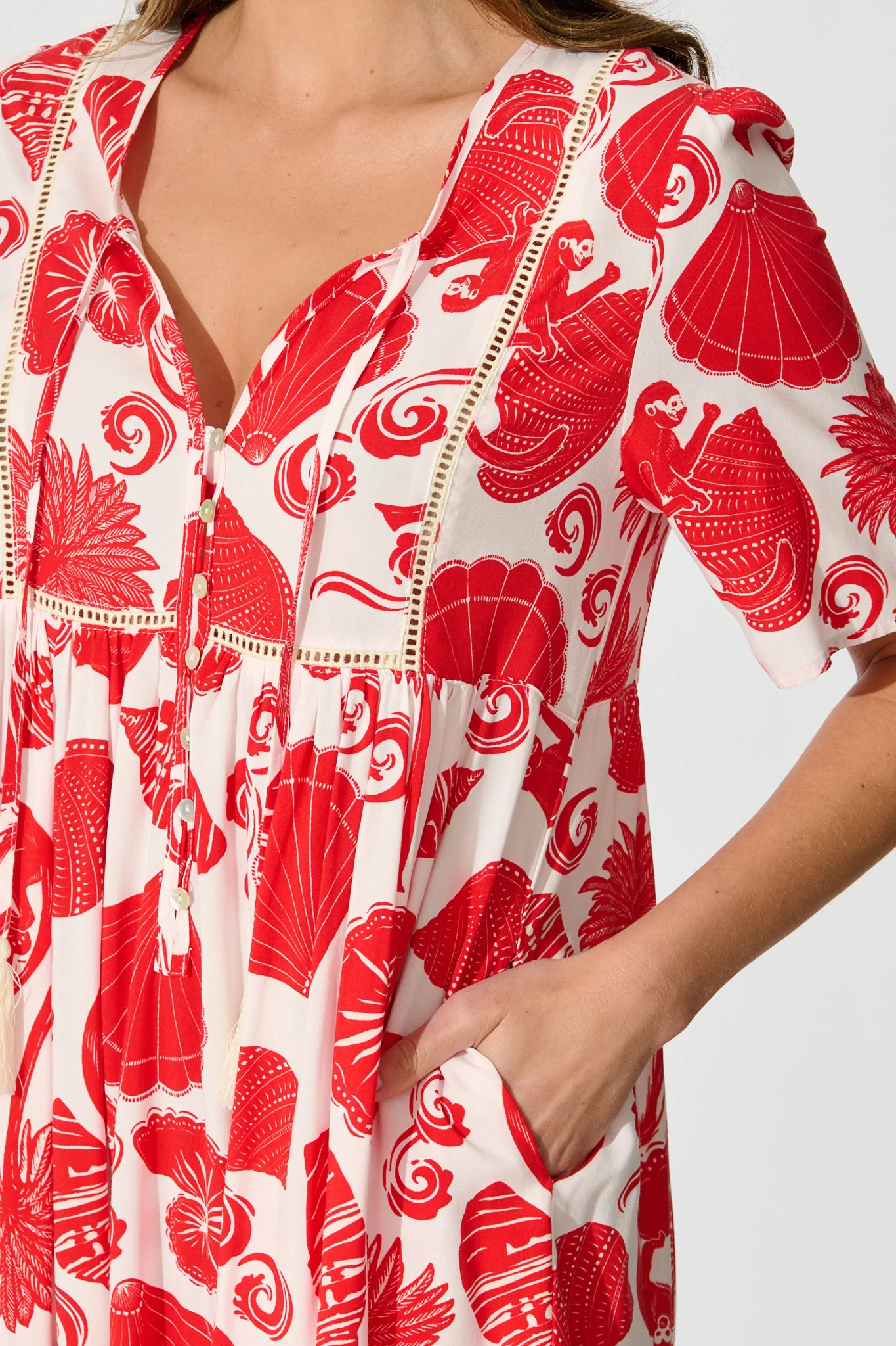 Shake It Out Smock Dress in Off White with Red Shell Print - Image 5