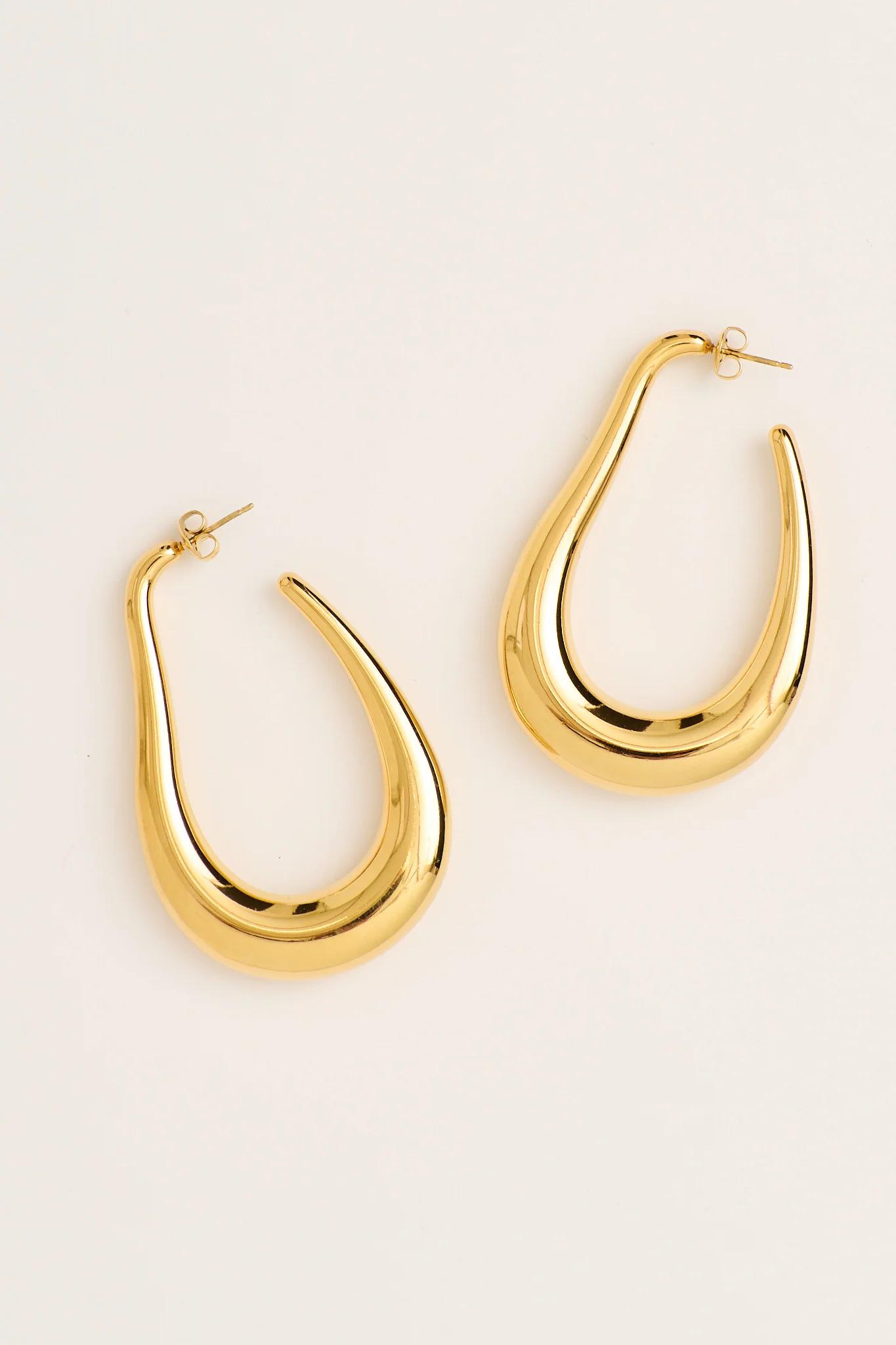 Shayla Hoop Earrings in 18K Gold Plated - Image 3