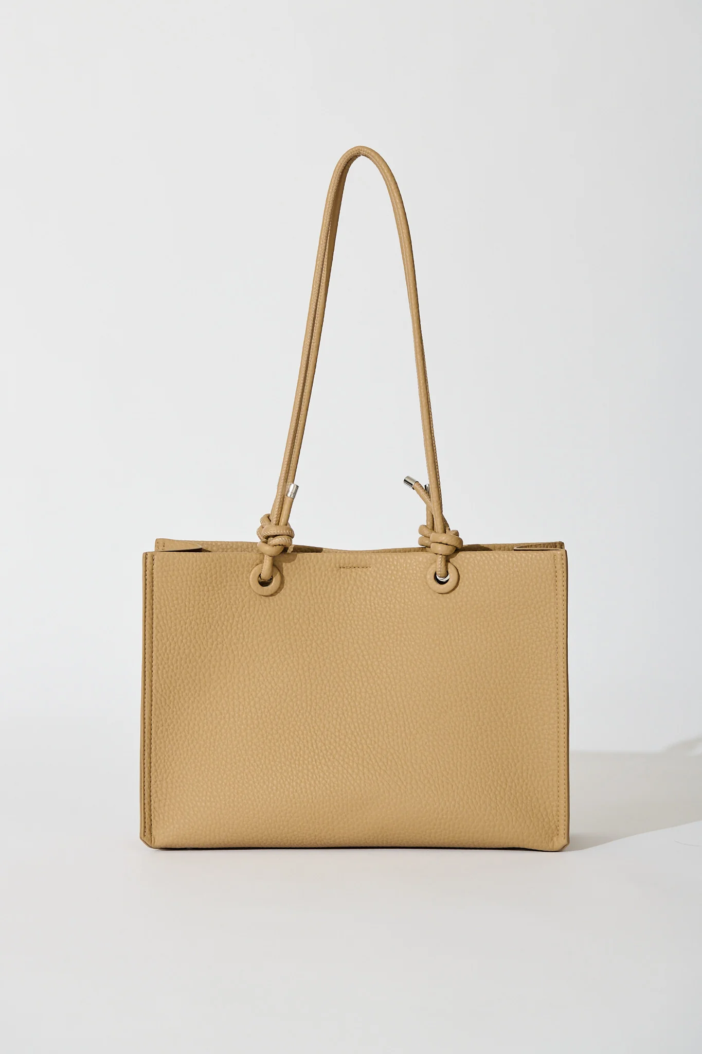 Shella Shoulder Tote Bag in Beige Pebble PU