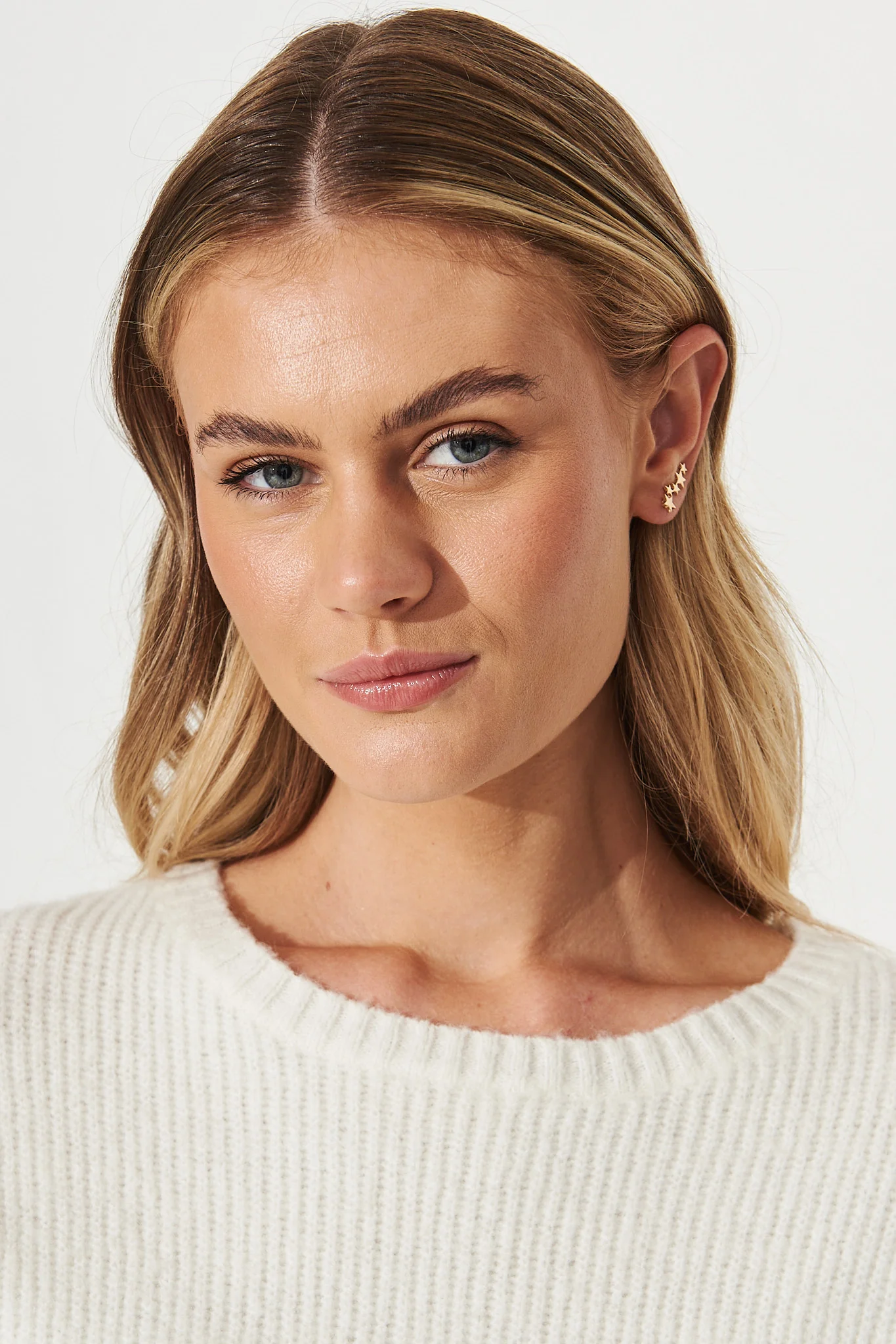 Shooting Star Earrings In Gold - Image 3