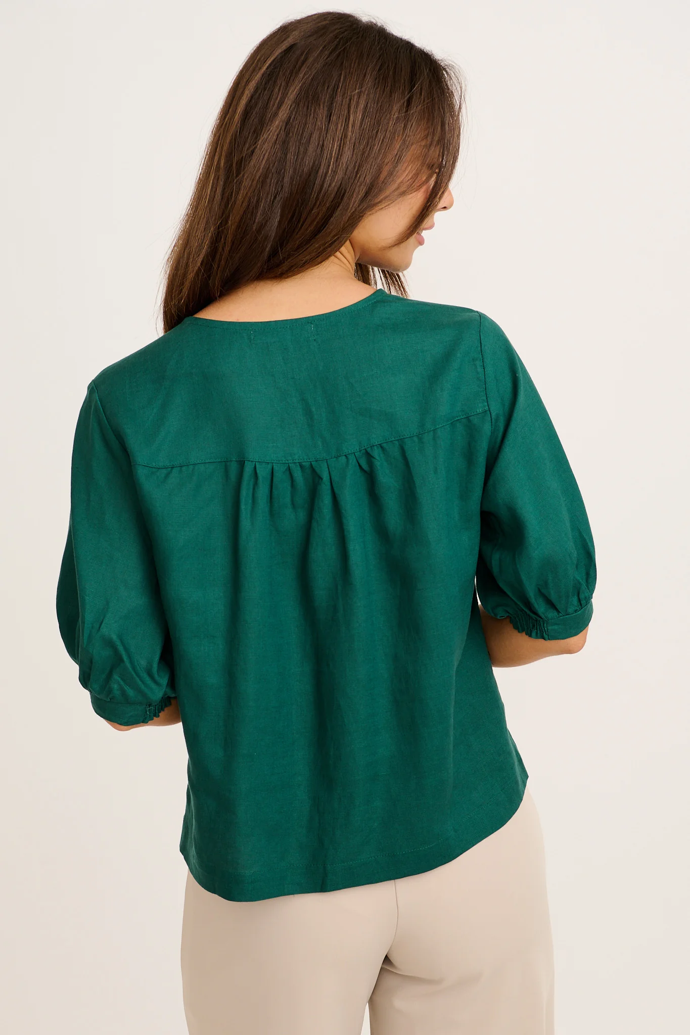 Sophisticated Top in Emerald Cotton Linen - Image 3