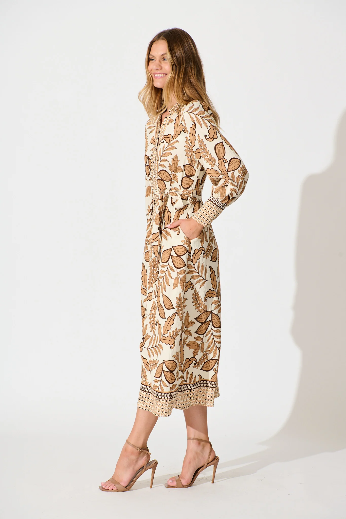 Splendour Midi Dress in Cream with Brown Leaf - Image 3