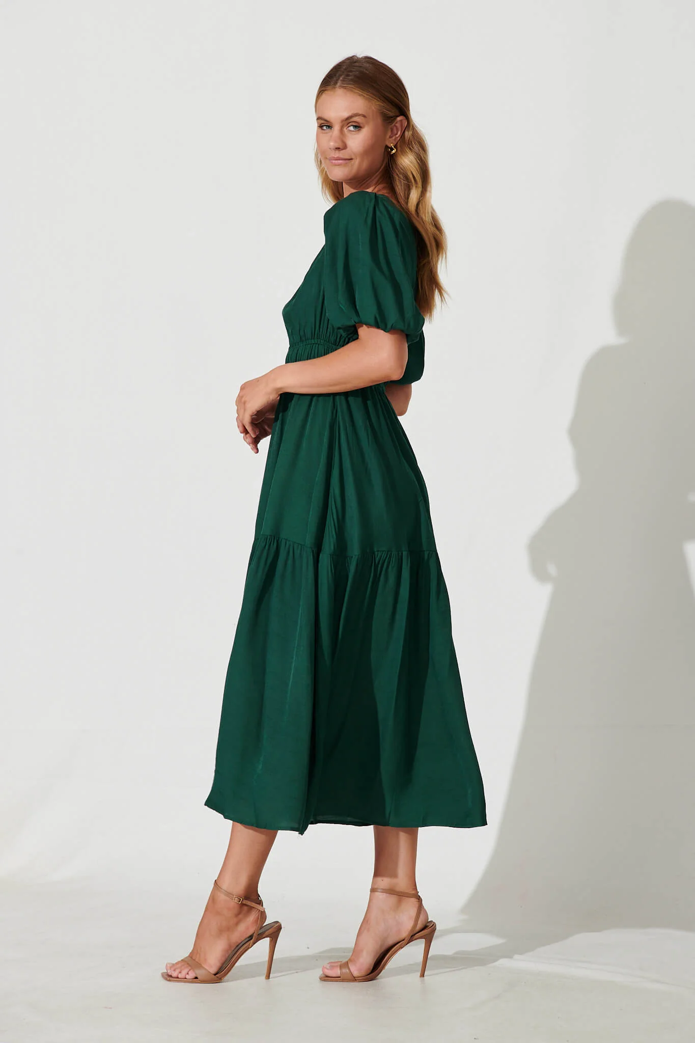 Stargazer Midi Dress In Emerald - Image 2