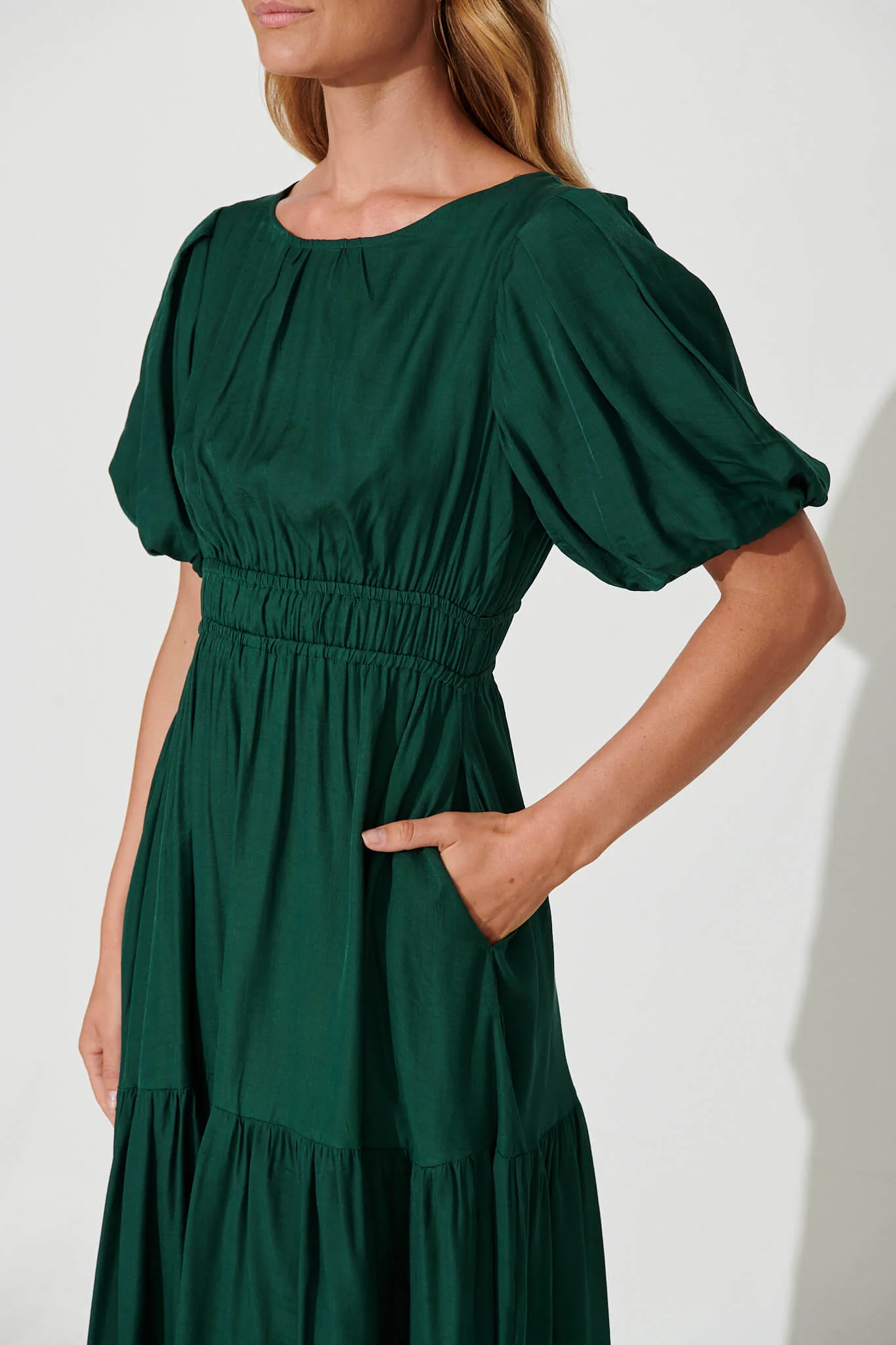 Stargazer Midi Dress In Emerald - Image 5