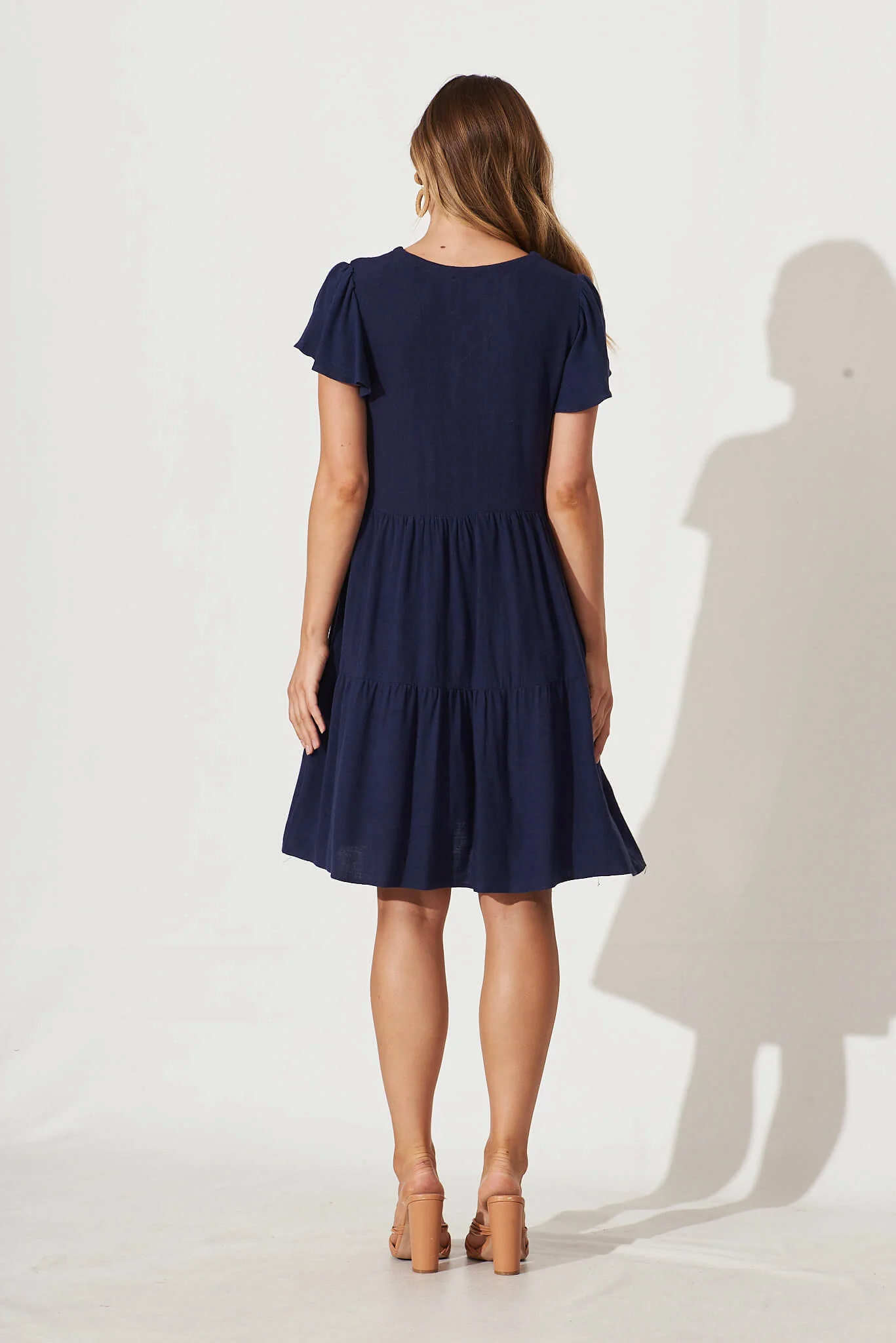 Tahiti Smock Dress In Navy Linen Blend - Image 4