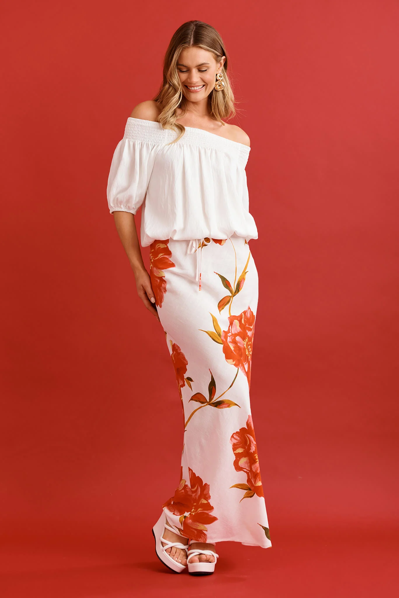 Tamina Maxi Skirt in White With Red Flower Linen Blend - Image 4