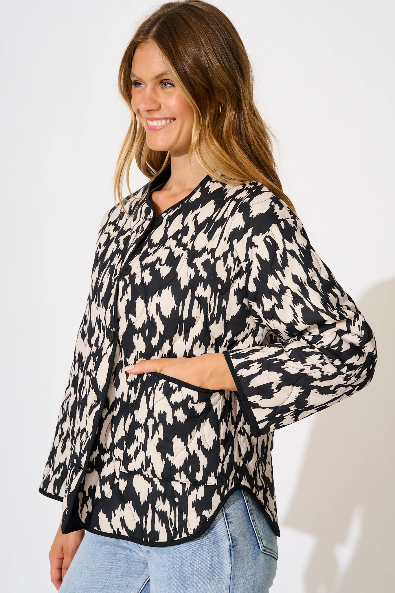 Tavana Jacket in Black and White Print - Image 3