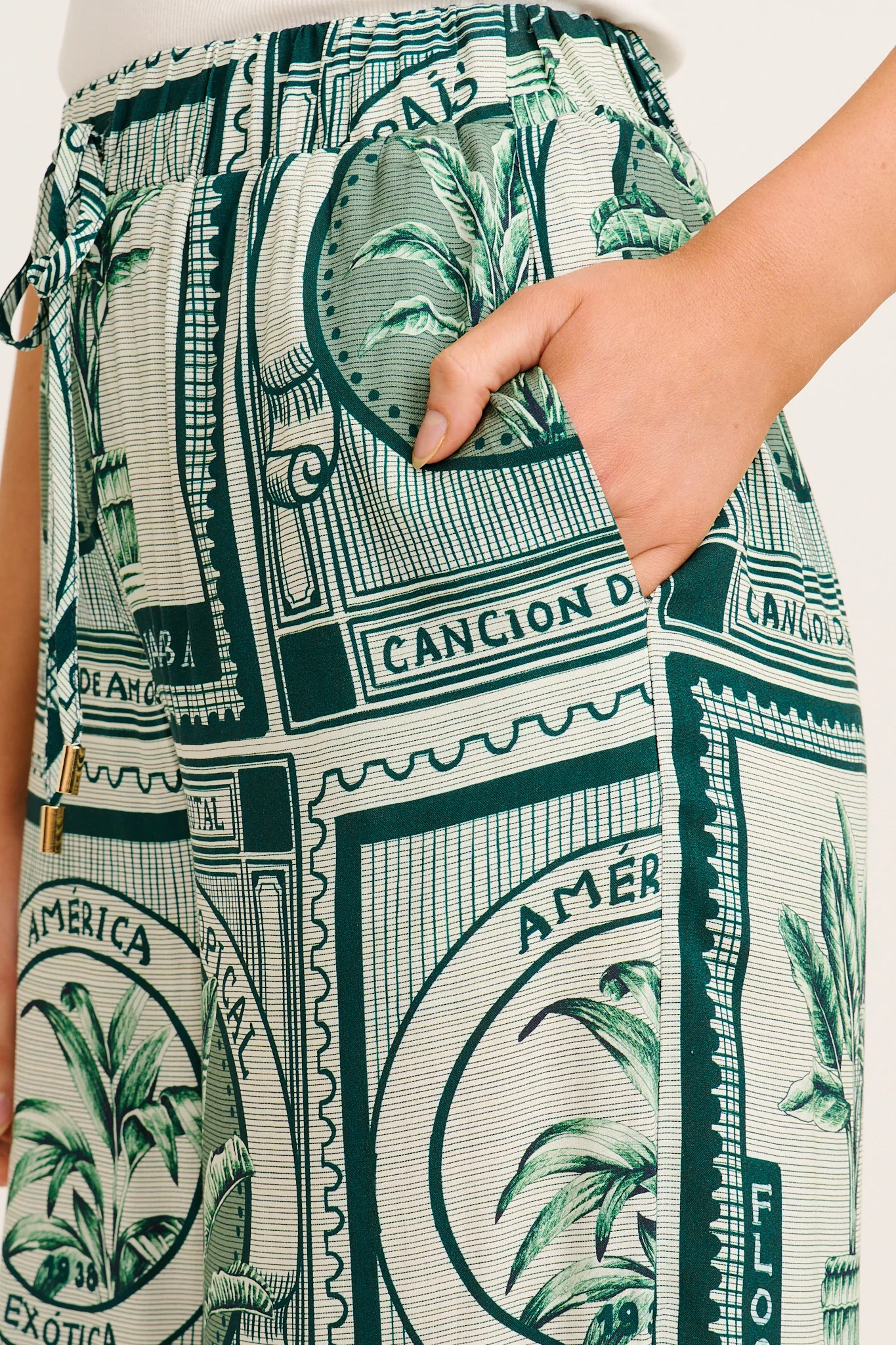 Taylor Wide Leg Pant in Green Tile Print - Image 6
