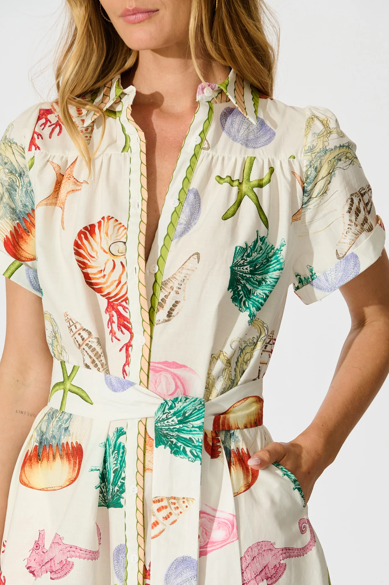 Terah Midi Shirt Dress in White with Multi Seashell Cotton - Image 5